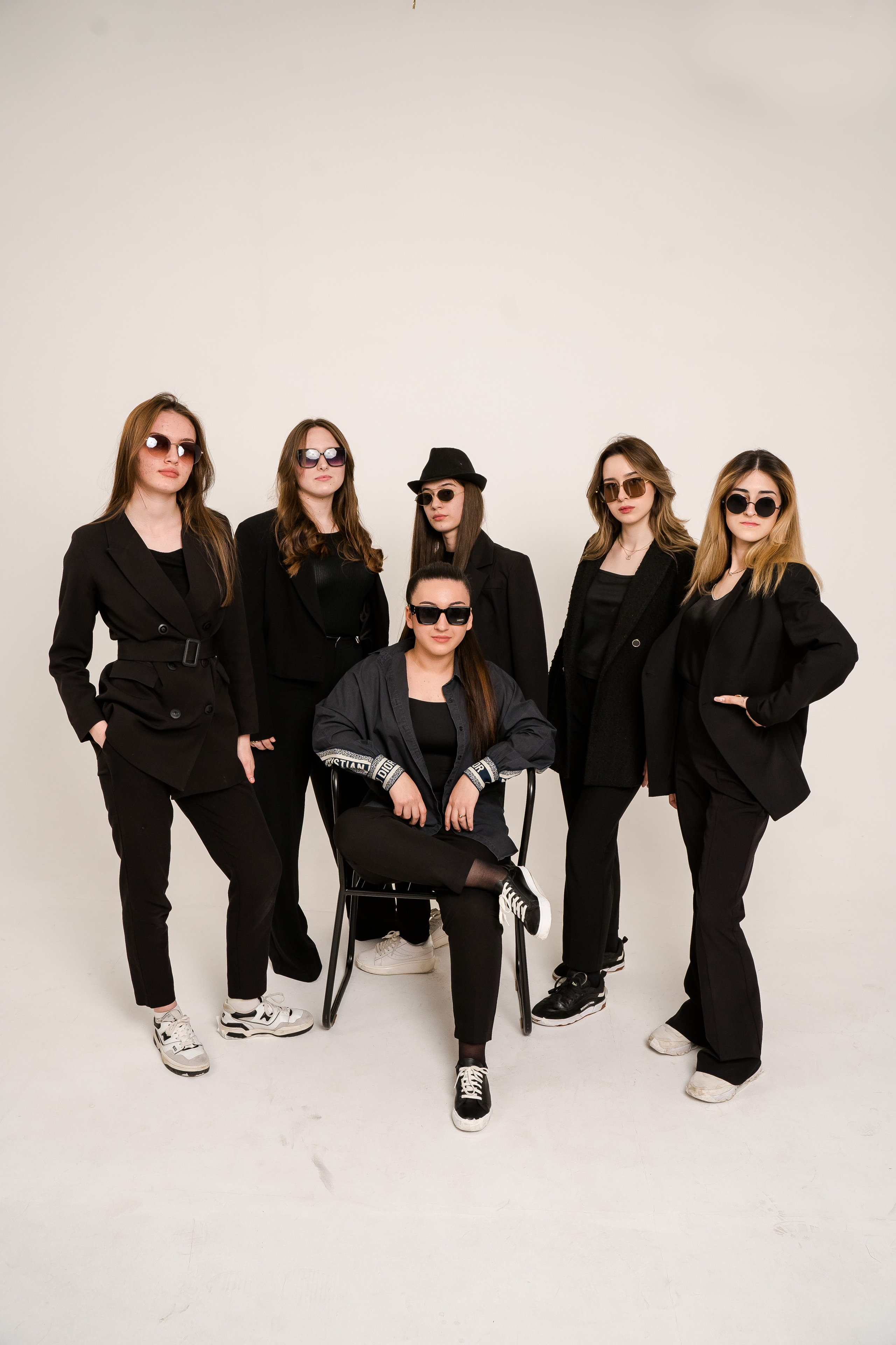 Выпуск 2023 Махачкала 56 школа. Свадебный и семейный фотограф респ. Дагестан и г. Москва Диана Старри