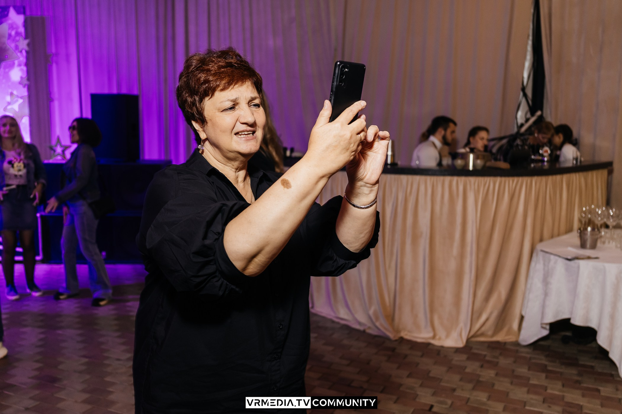 Ресторан «Империя»: Вечеринка 90-х