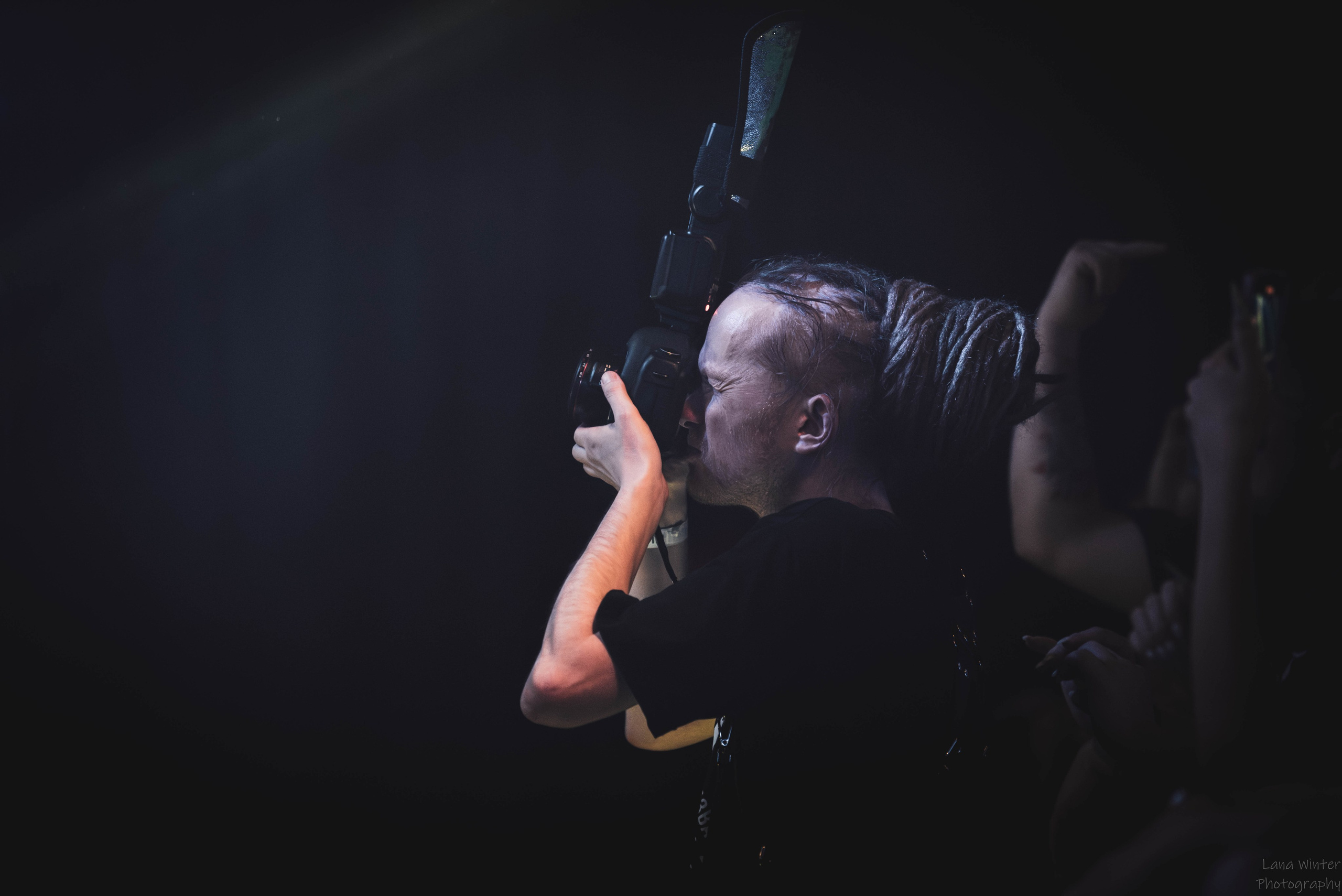 7000$ (29 июня 2025 года, Москва, клуб Урбан). Фотограф Светлана Блинова, Москва и Московская область