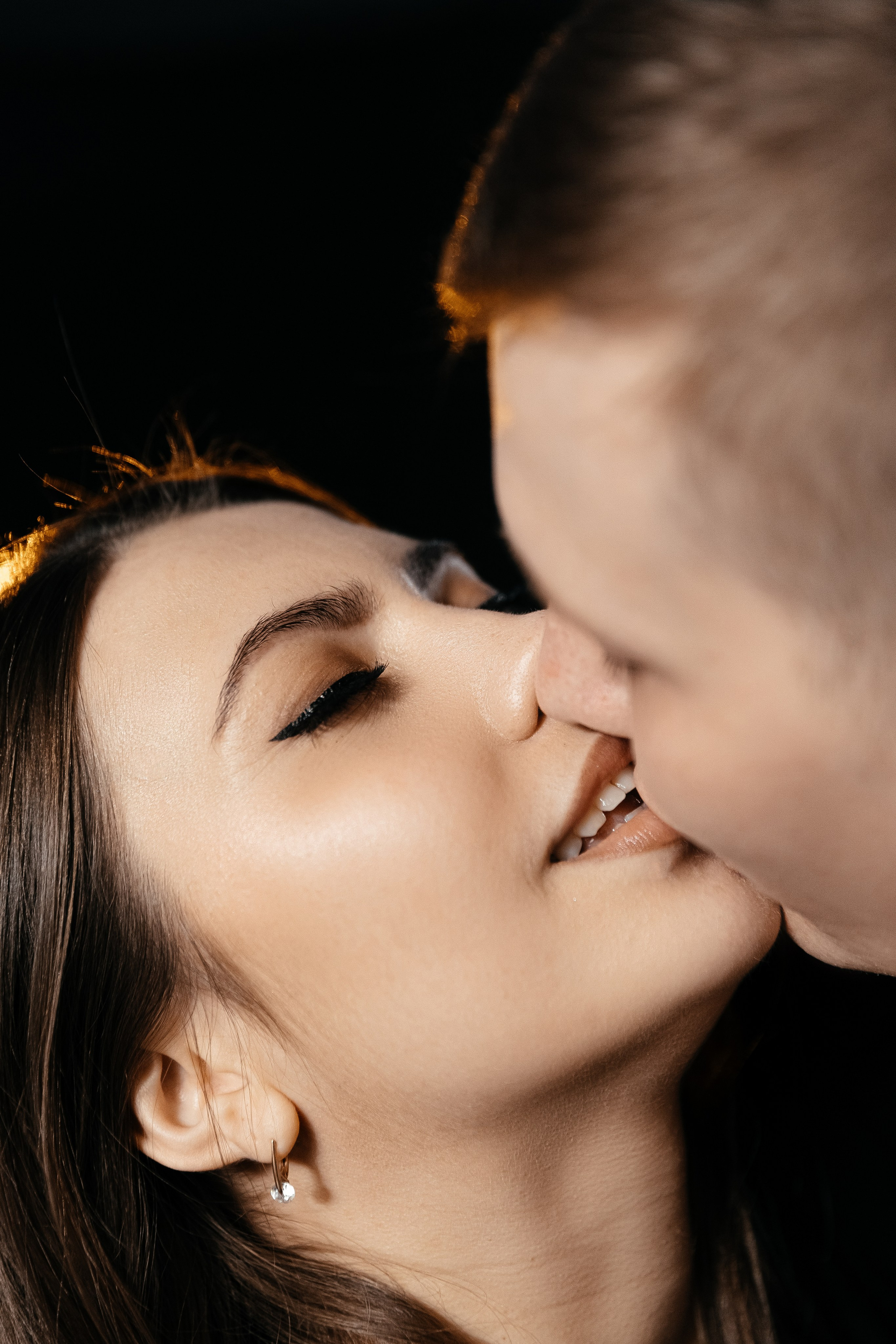 Люба и Саша. Главная