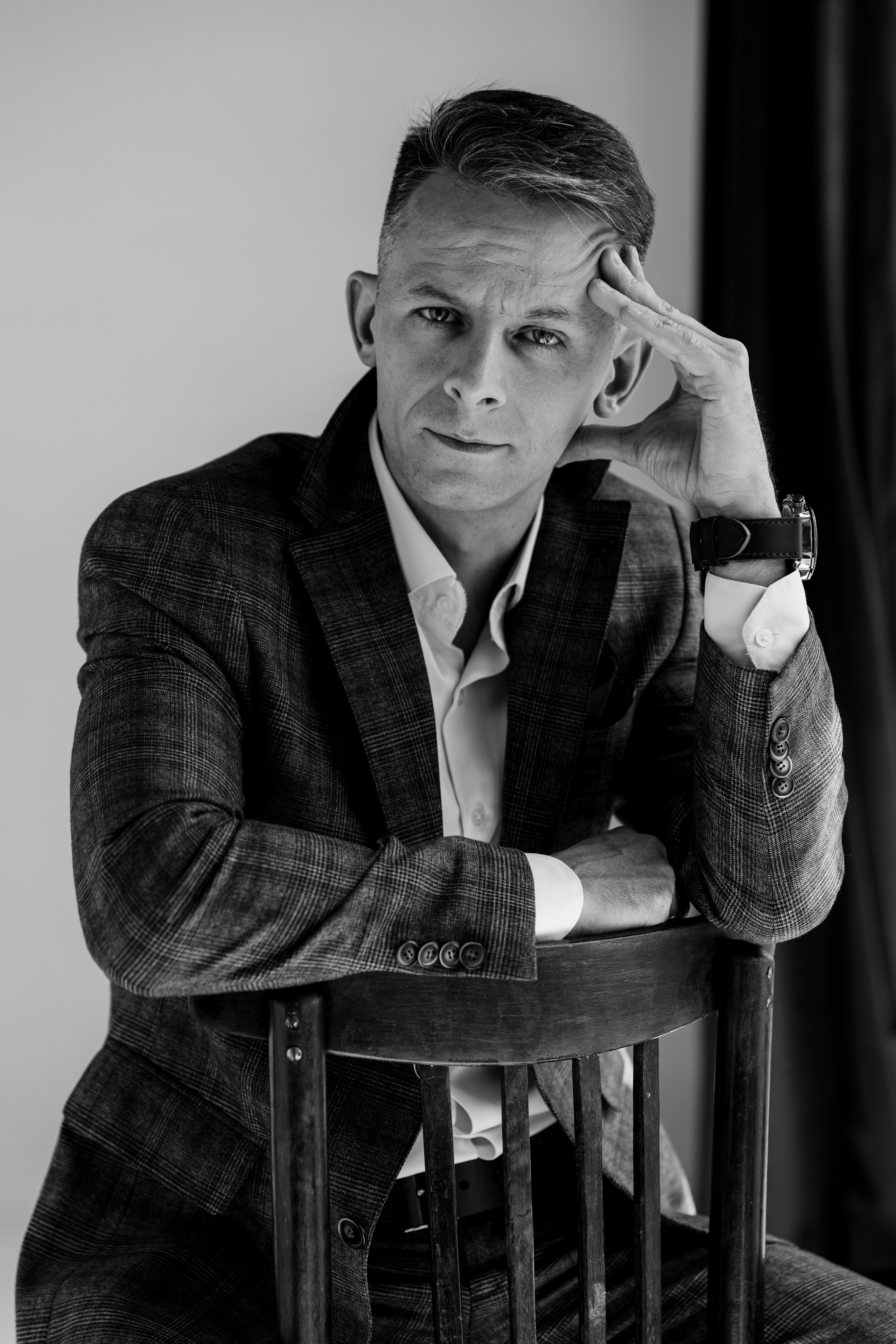 Виталий, мужской портрет. Фотограф женского портрета, беременности и материнства Харькова Елена