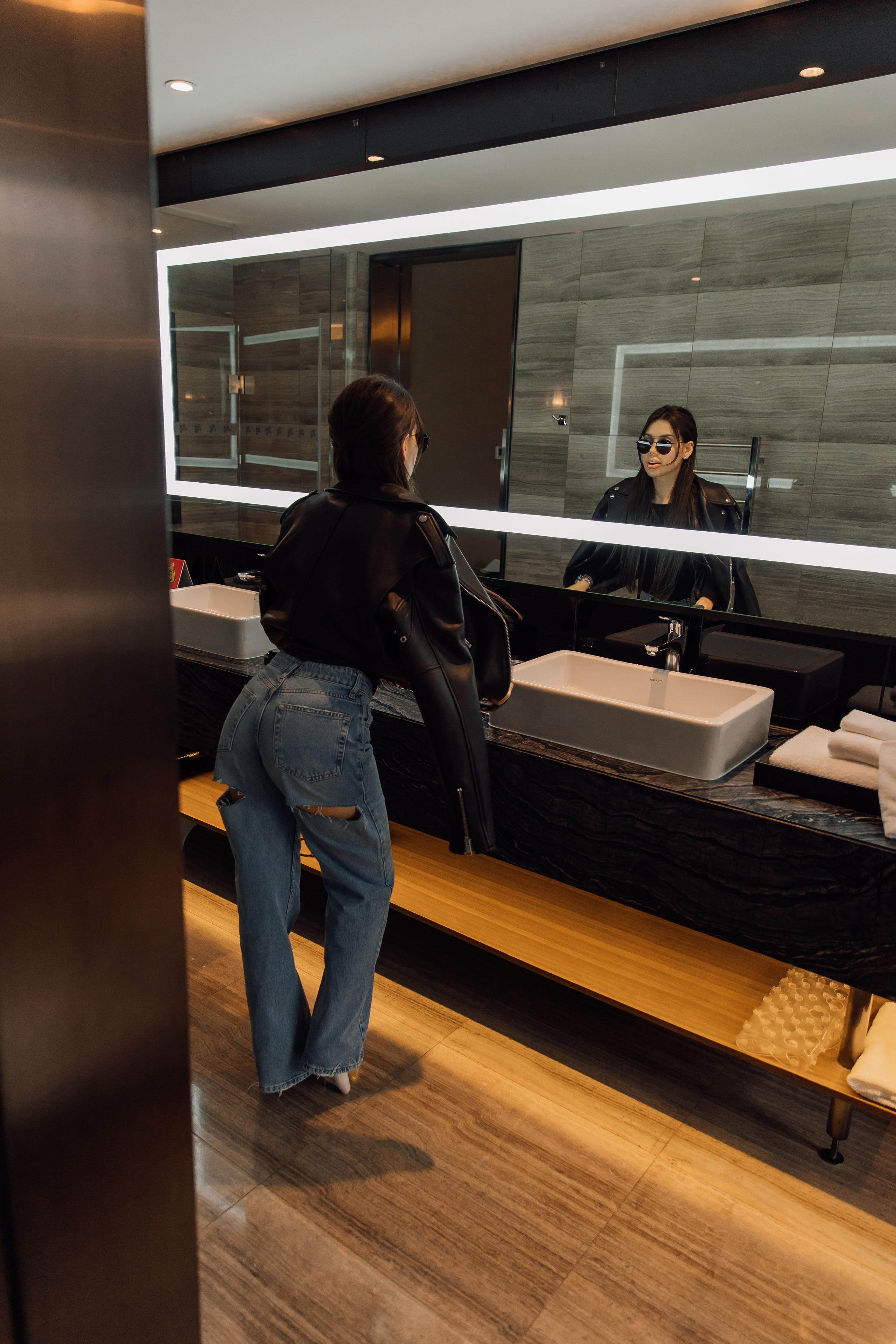 Кристина с мамой. Фотограф женского портрета, беременности и материнства Харькова Елена