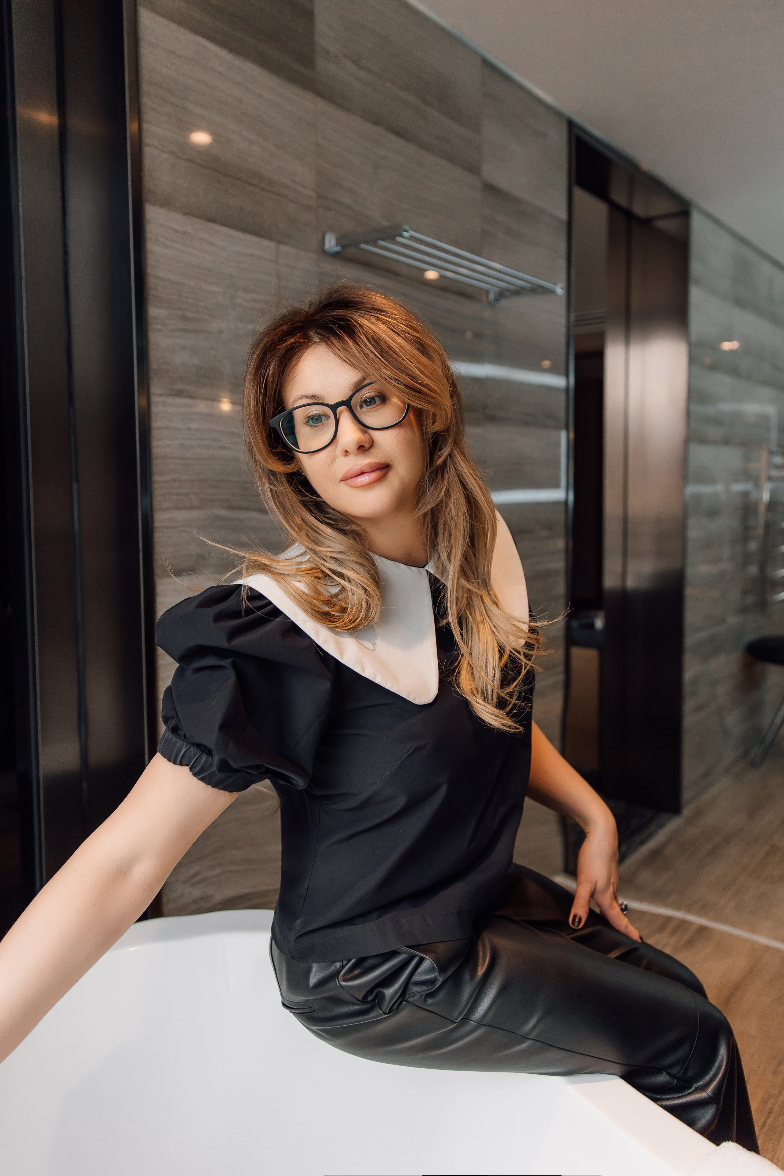 Кристина с мамой. Фотограф женского портрета, беременности и материнства Харькова Елена