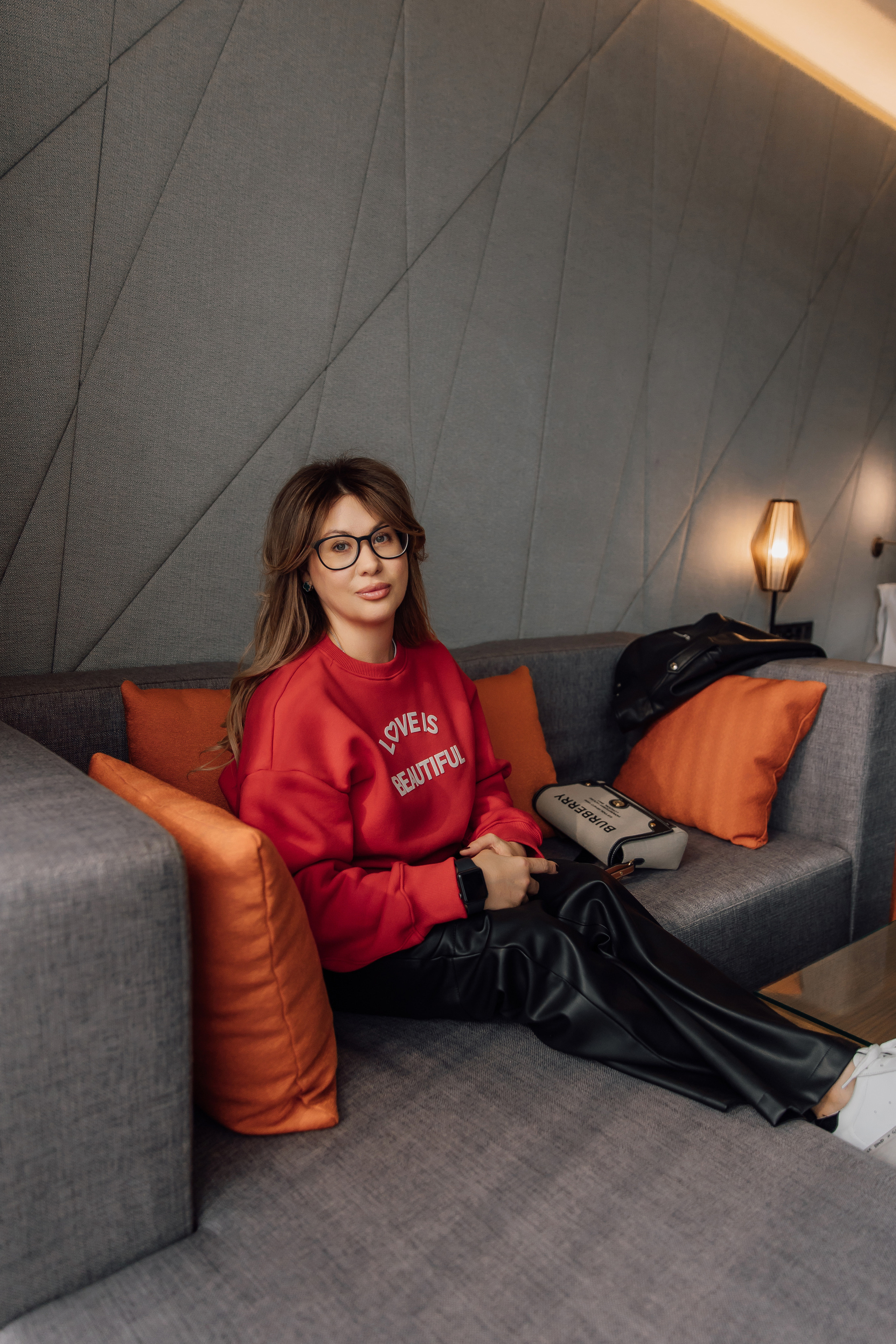 Кристина с мамой. Фотограф женского портрета, беременности и материнства Харькова Елена