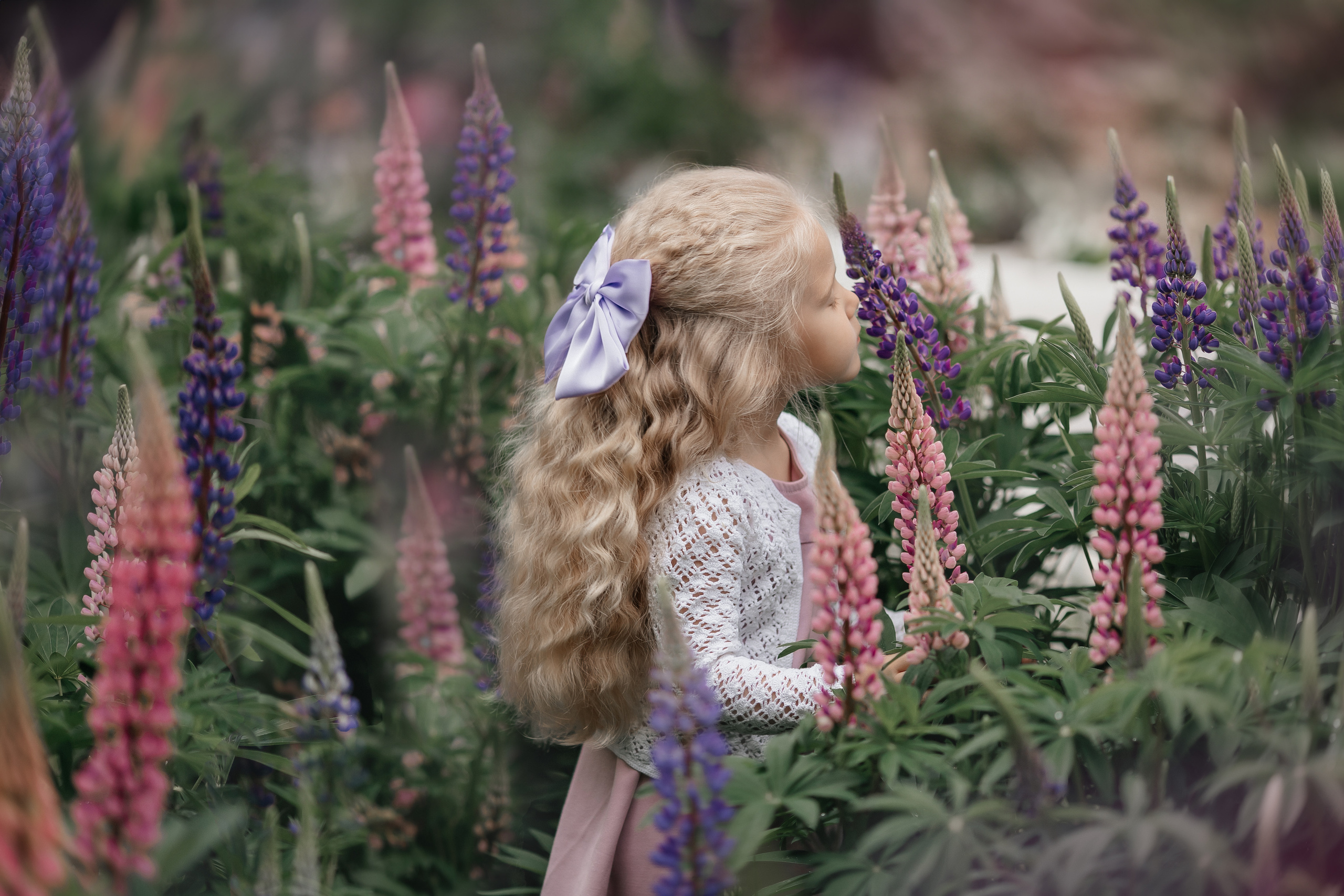 Люпины и дети. Фотограф женского портрета, беременности и материнства Харькова Елена