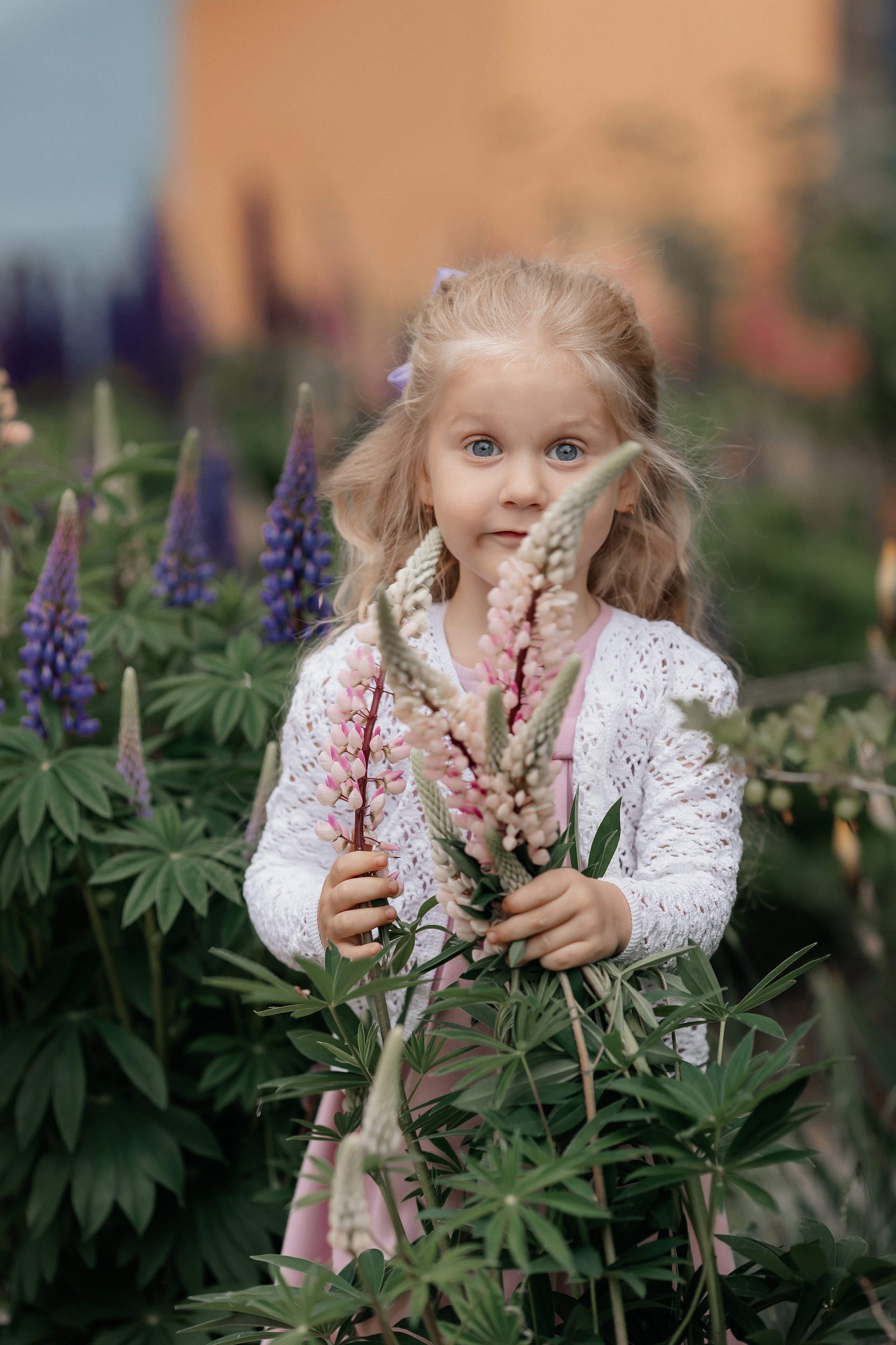 Люпины и дети. Фотограф женского портрета, беременности и материнства Харькова Елена