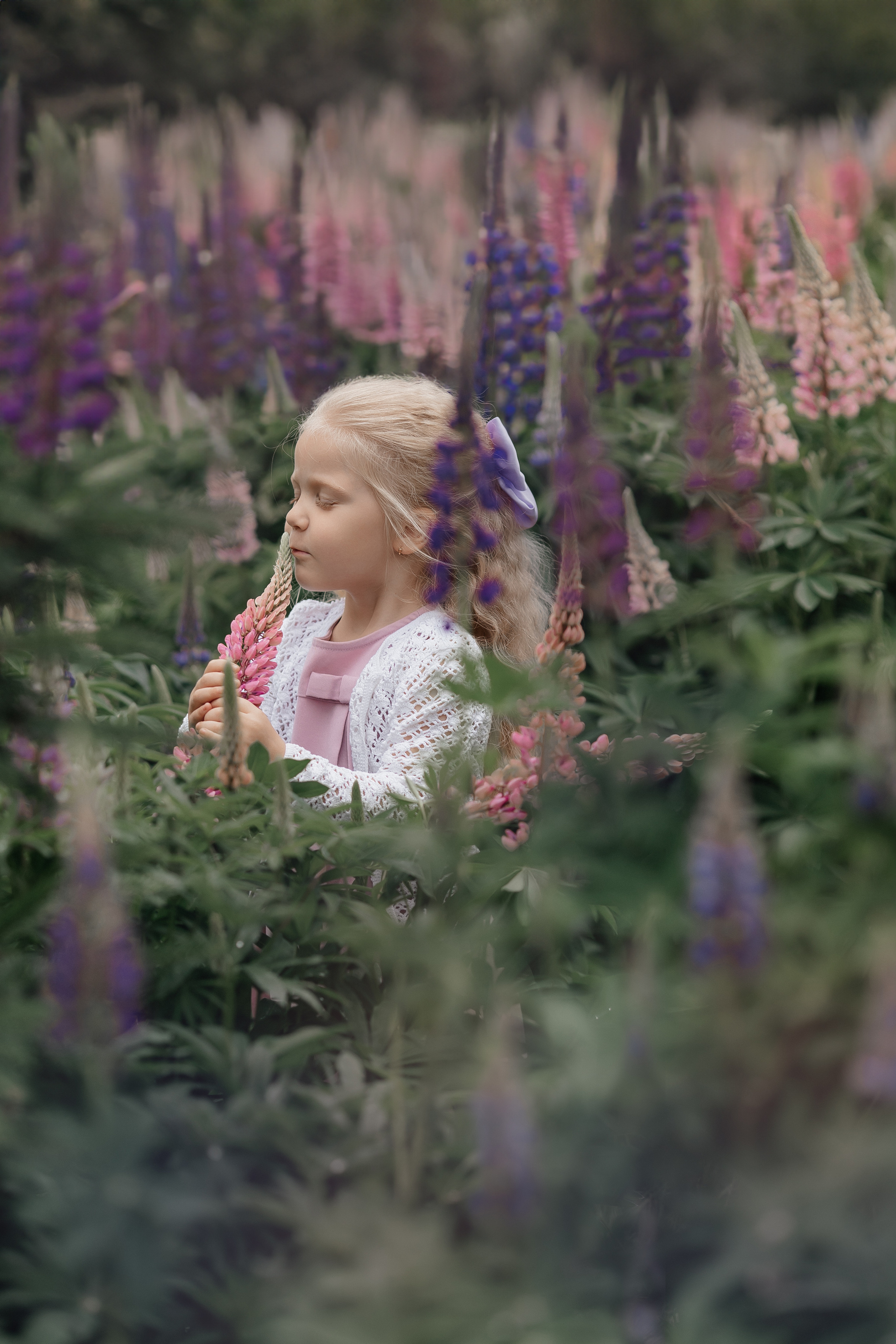 Люпины и дети. Фотограф женского портрета, беременности и материнства Харькова Елена