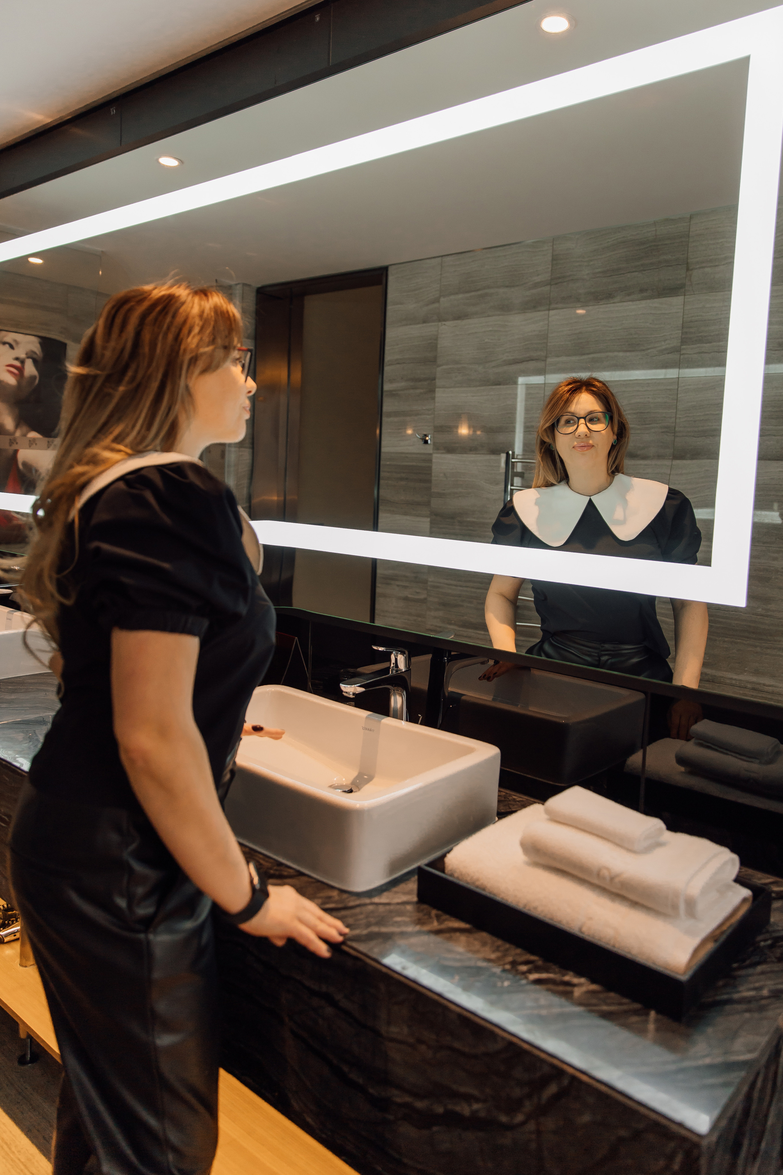 Кристина с мамой. Фотограф женского портрета, беременности и материнства Харькова Елена