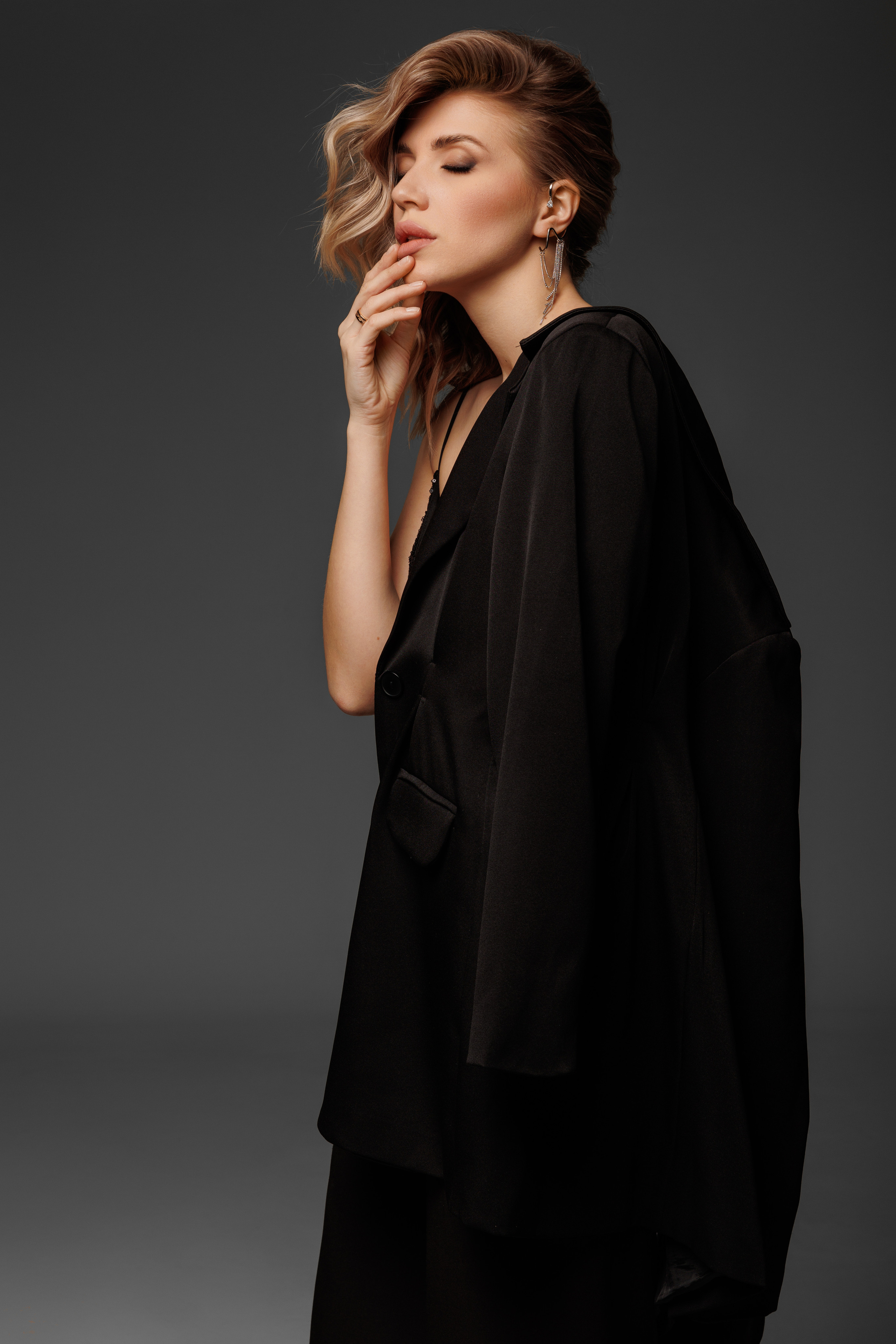 Vogue минимализм. Фотограф женского портрета, беременности и материнства Харькова Елена