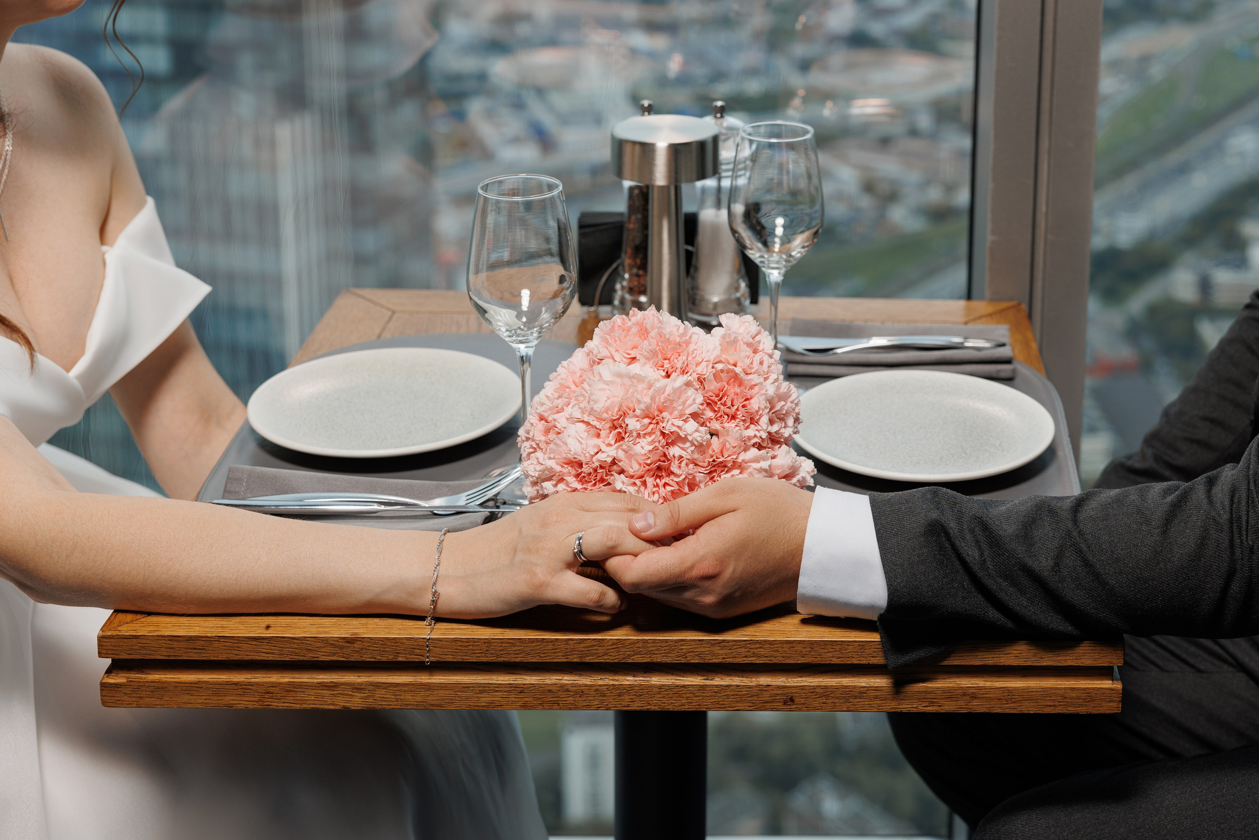 свадебный фотограф москва свадебная съемка молодожены торжество детали портреты групповые снимки