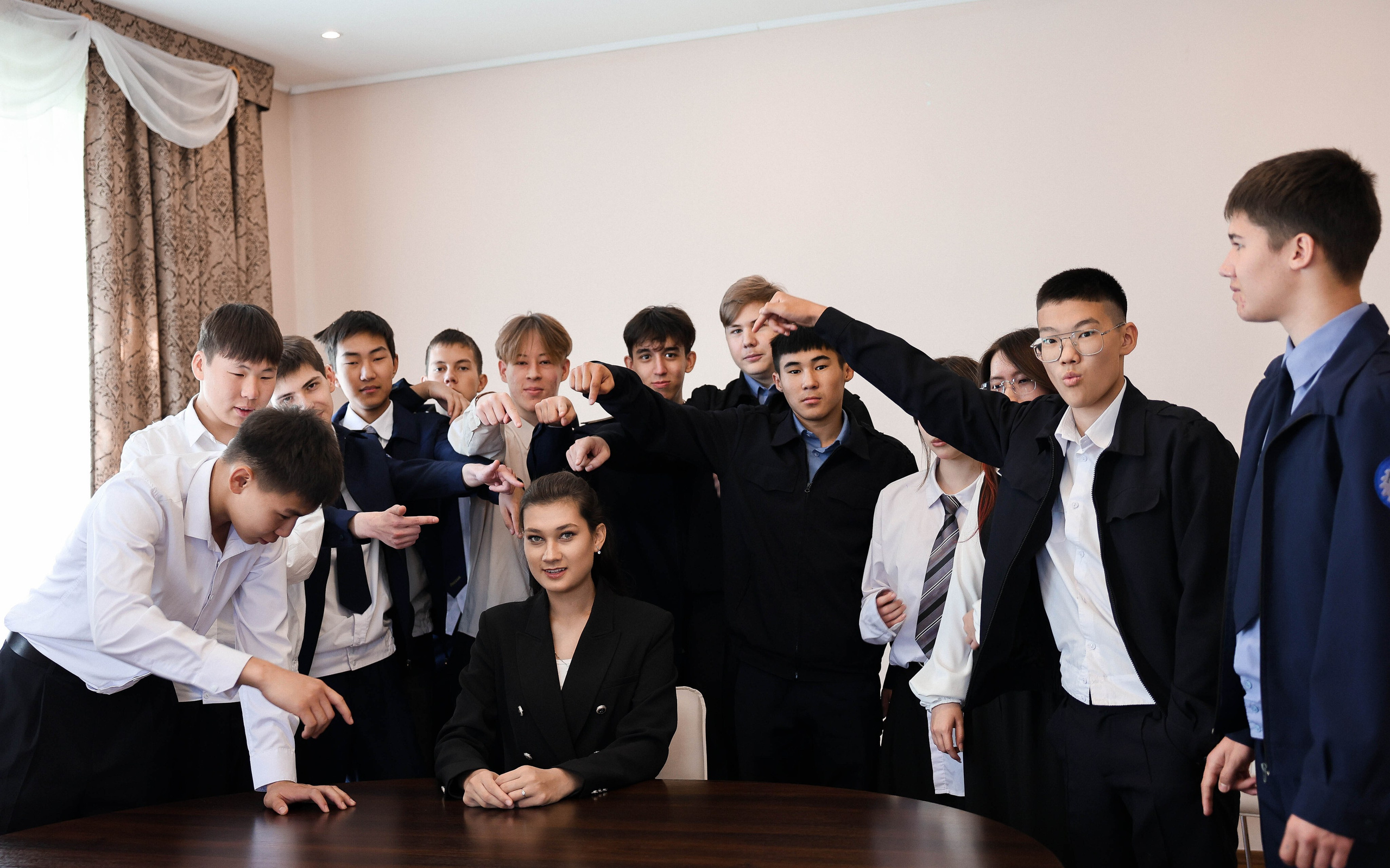 ГБПОУ «БРИТ» группа ЭО-242. Свадебный и Школьный фотограф Улан-Удэ Бурятия Джулия Топоева Выпускные альбомы Фотограф на мероприятие