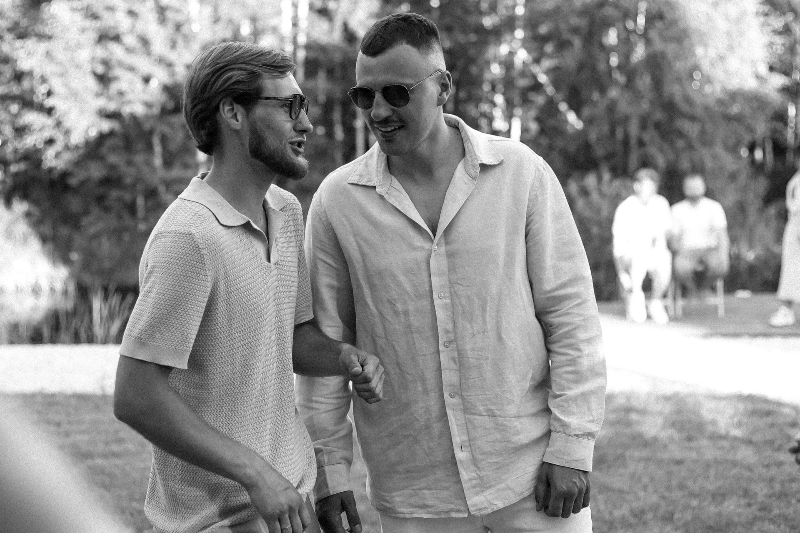 Плюс тридцать градусов на лужайке. Фотограф Андрей Куськало