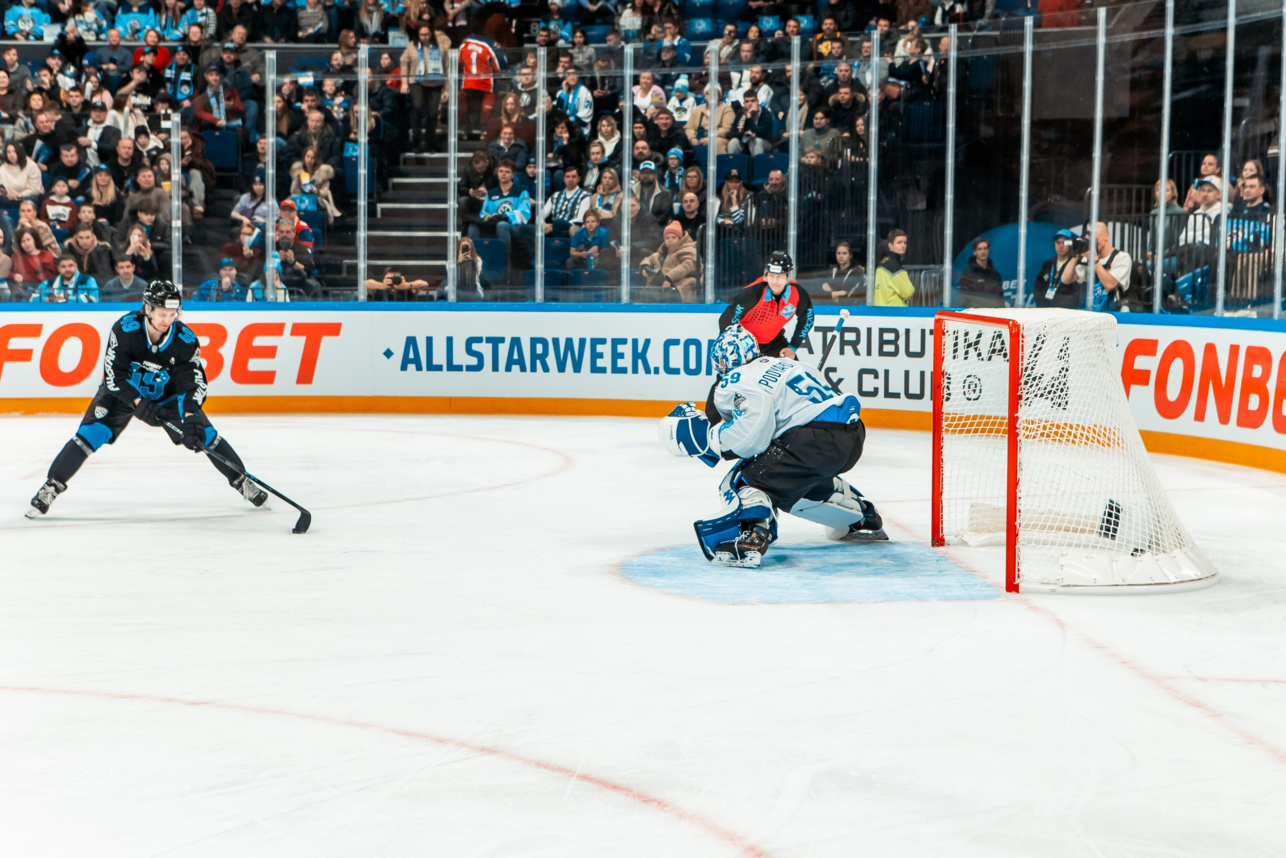 KHL All-Star 2025. Репортажный фотограф в Сочи Дмитрий Ветринский