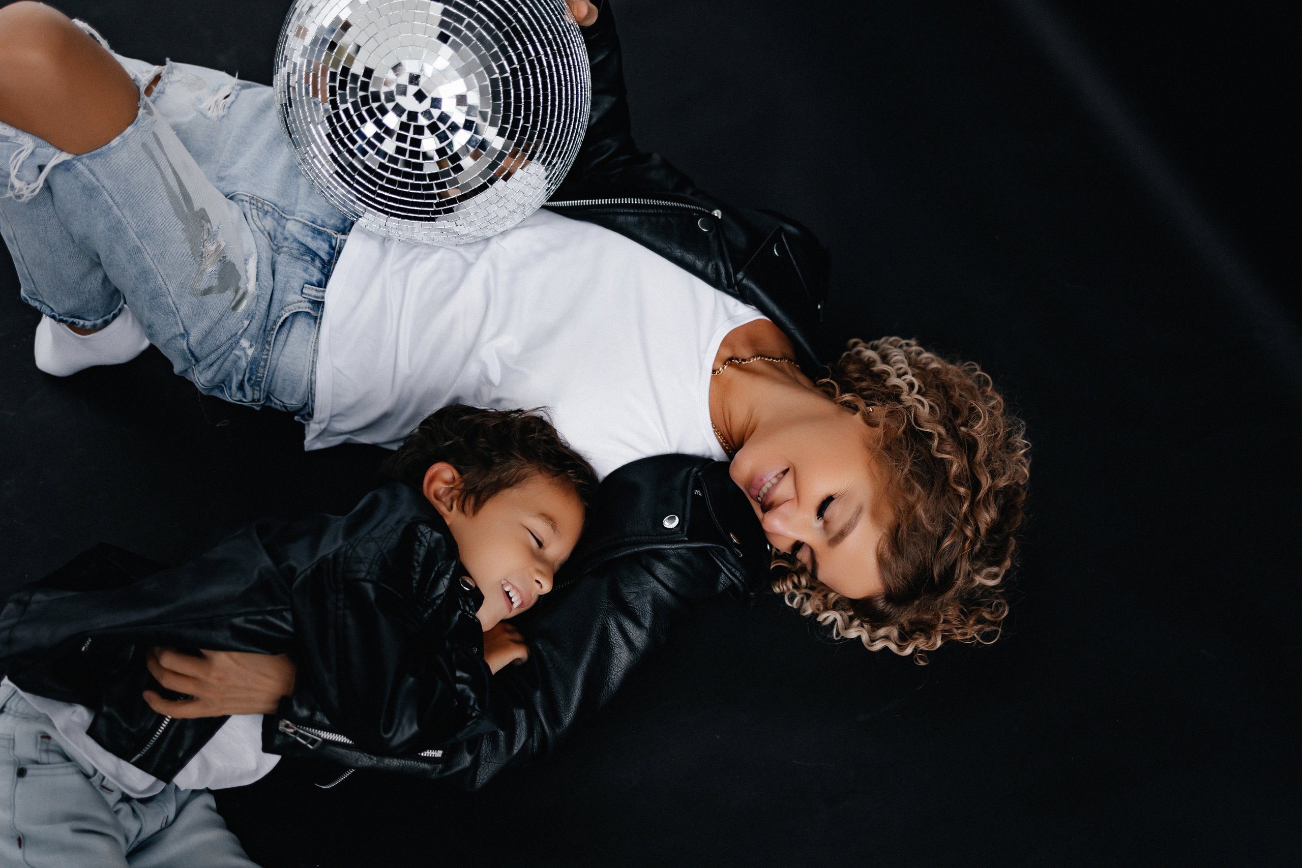 Алина и Даниэль 5 лет