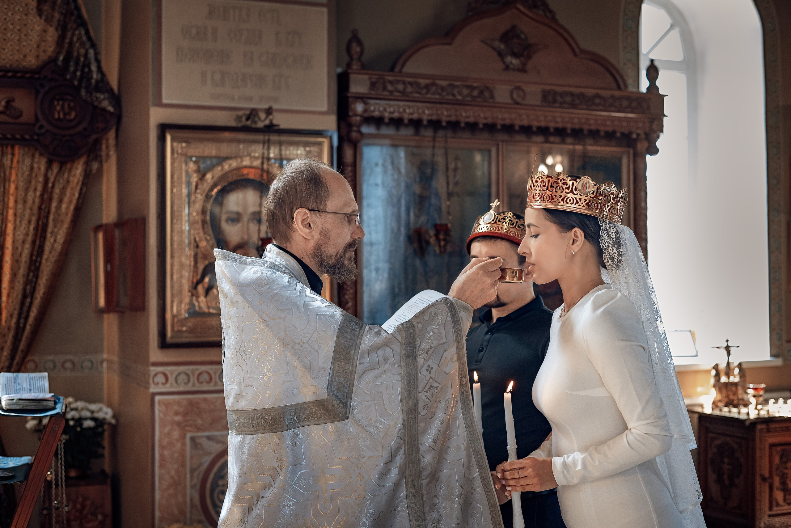 Венчание Веры и Рустама. Фотографы крещения/венчания  Красноярск Татьяна и Вячеслав Переваловы