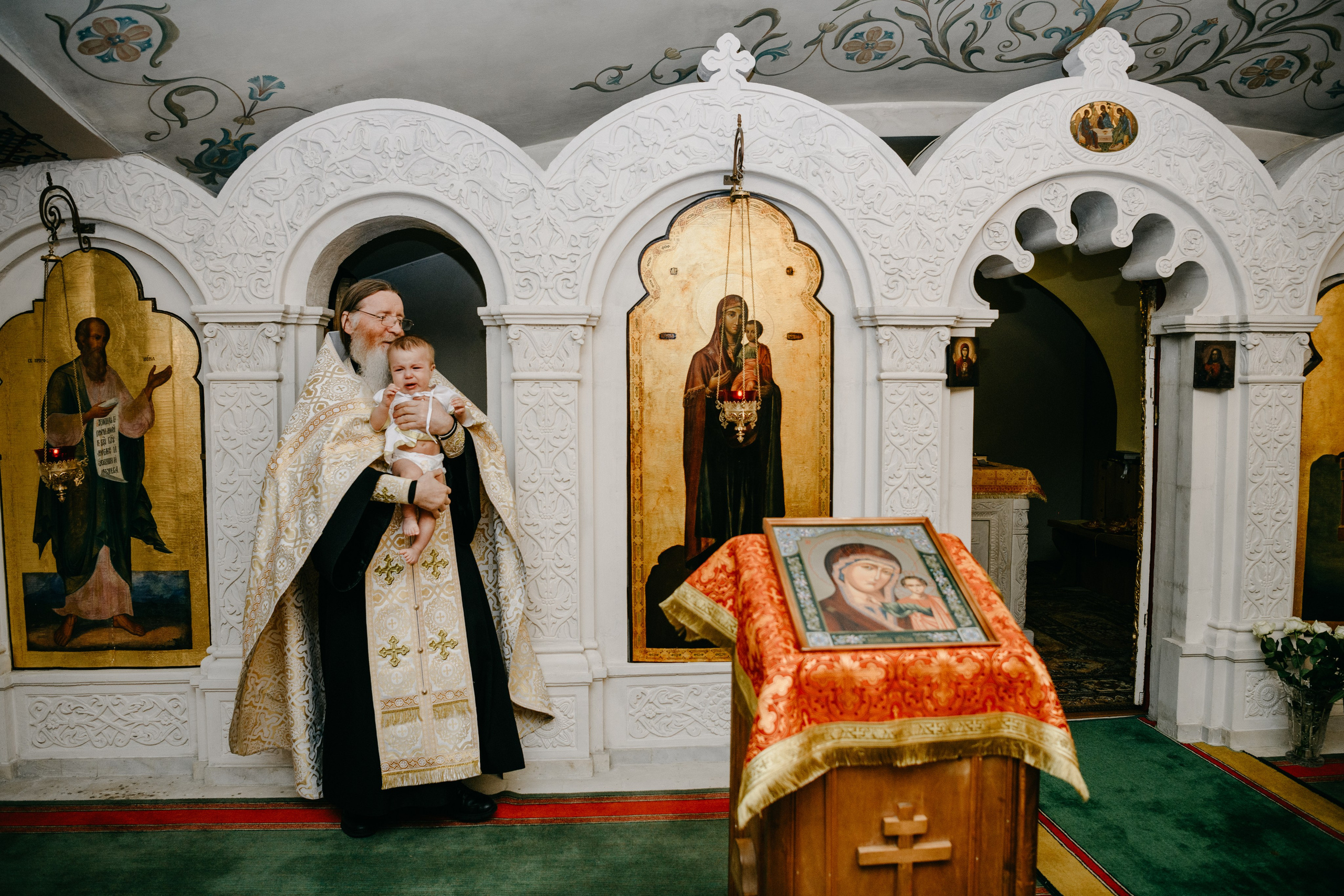 Крещение Александра. Фотограф на выписку из роддома в Москве и МО