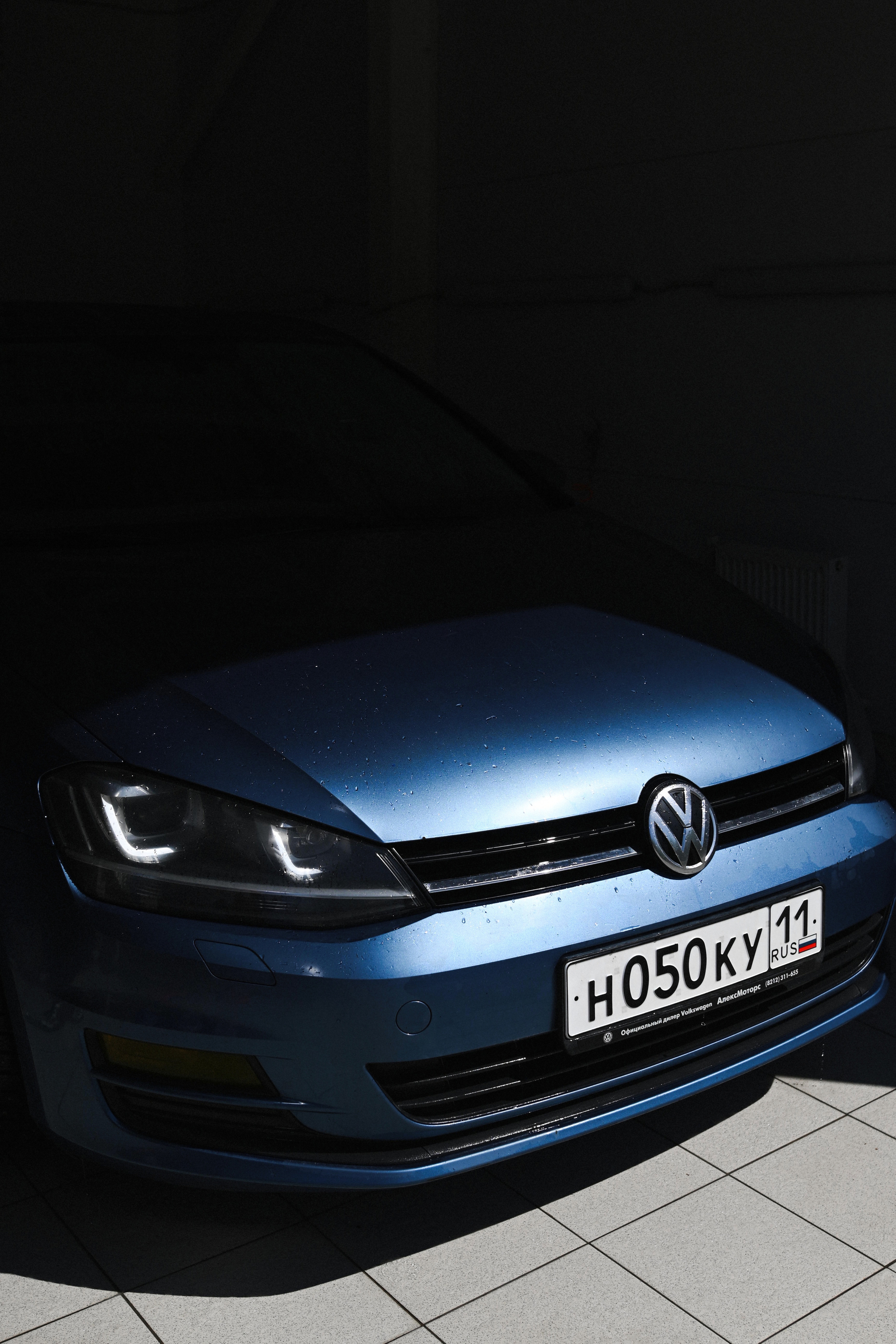 Автомобили