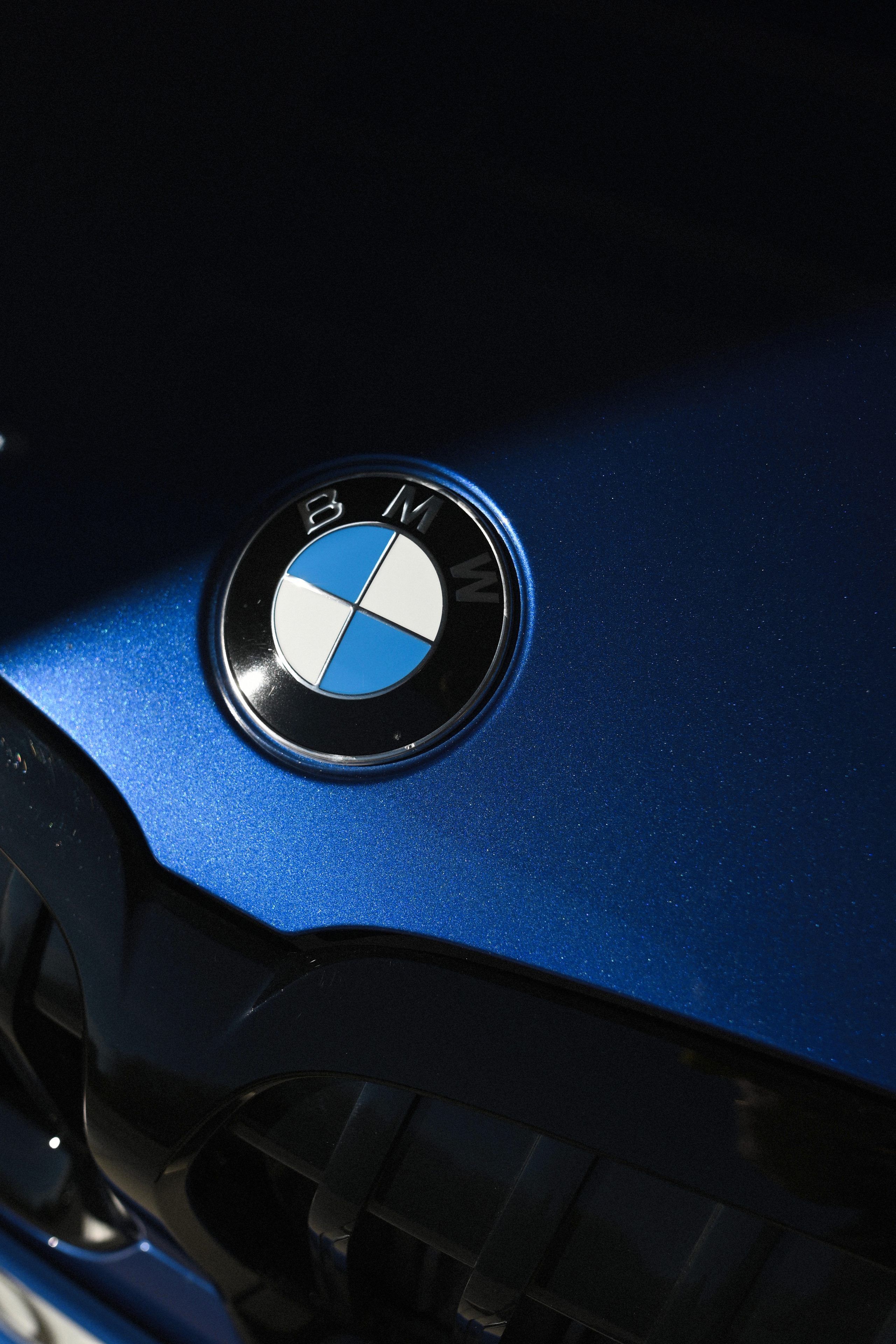 Автомобили