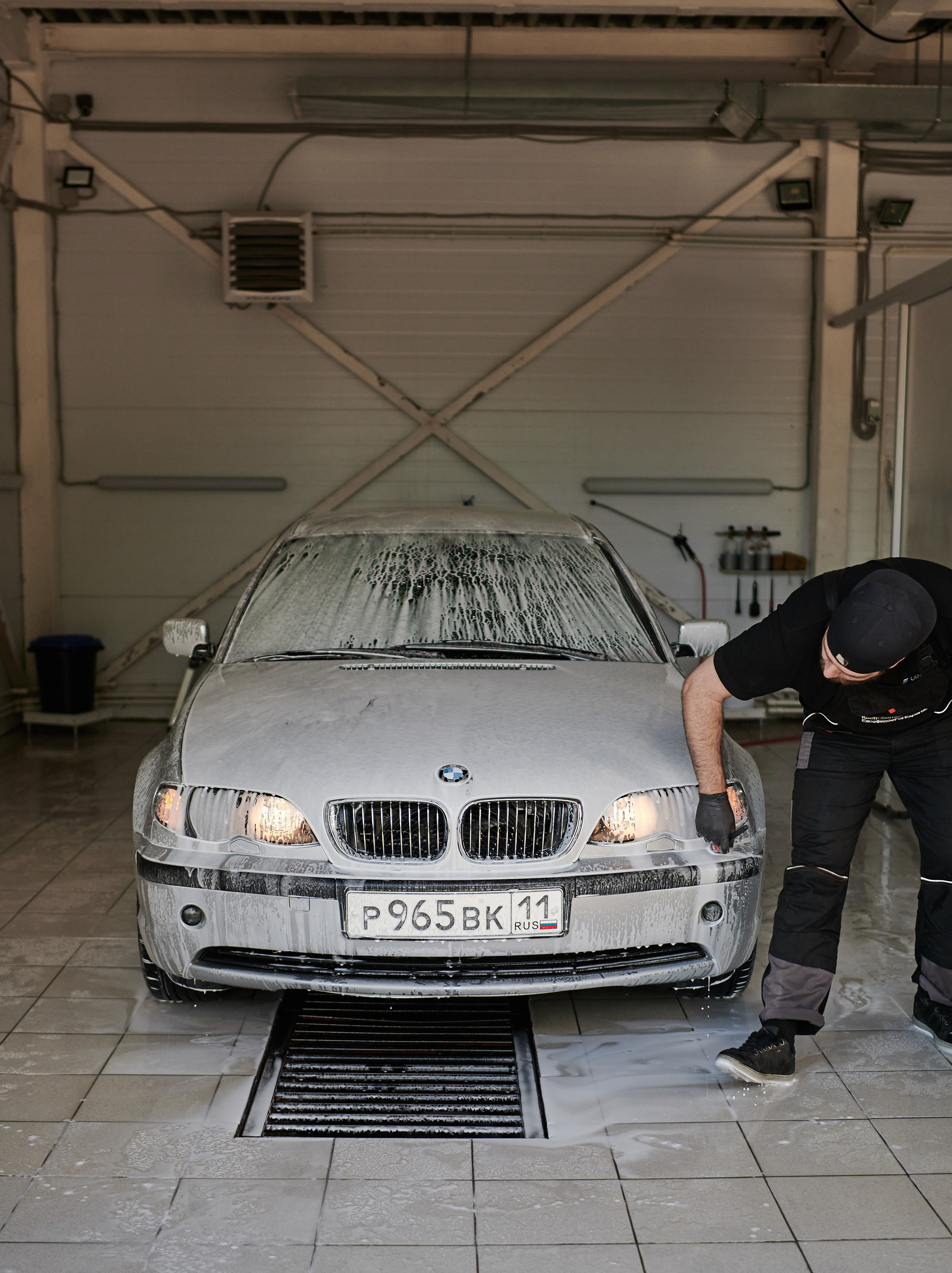 Автомобили