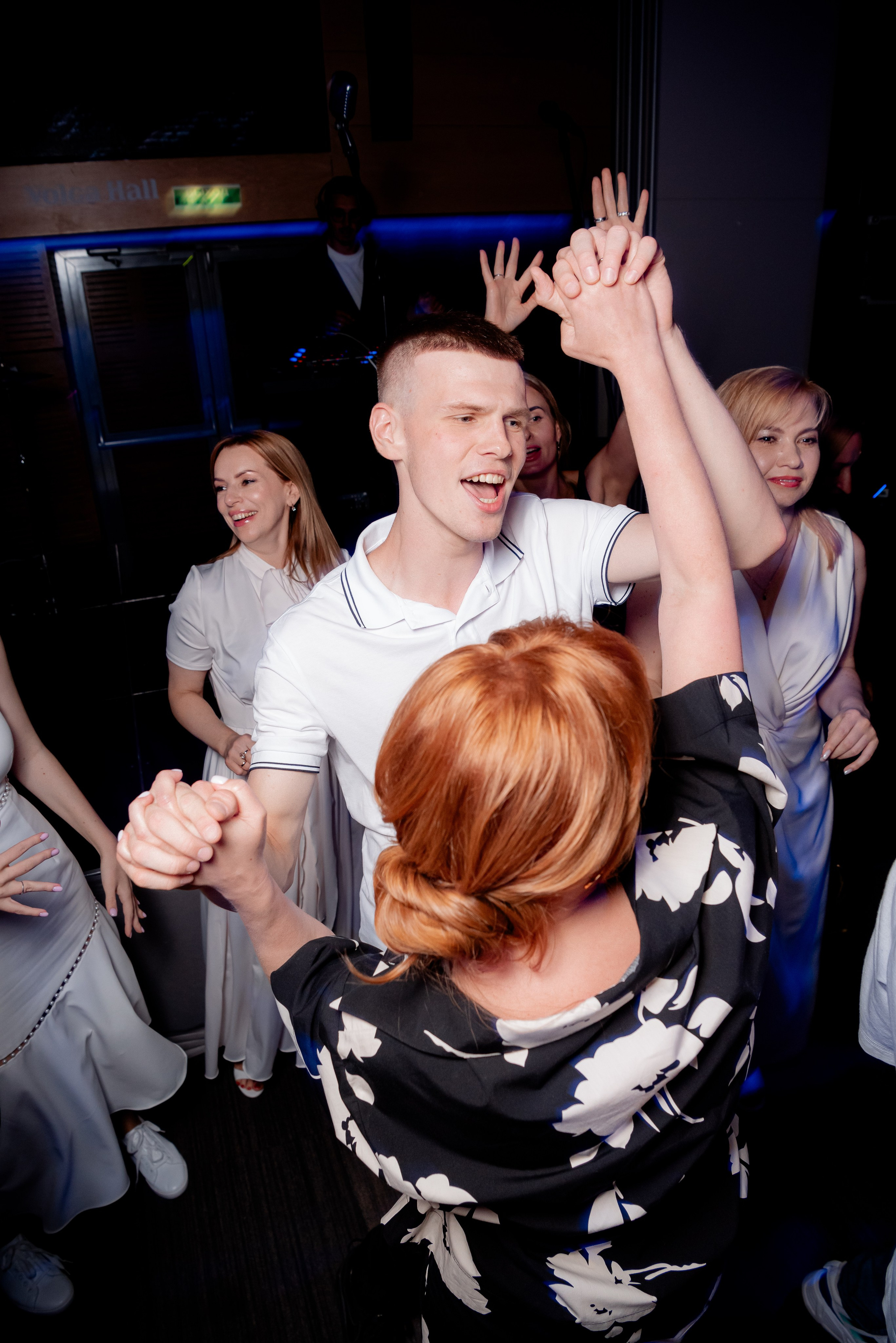 5 Лицей. Вручение и Банкет. Музкомедия и Сити Холл. Фотограф в Волгограде и Волжском Александр Горбань