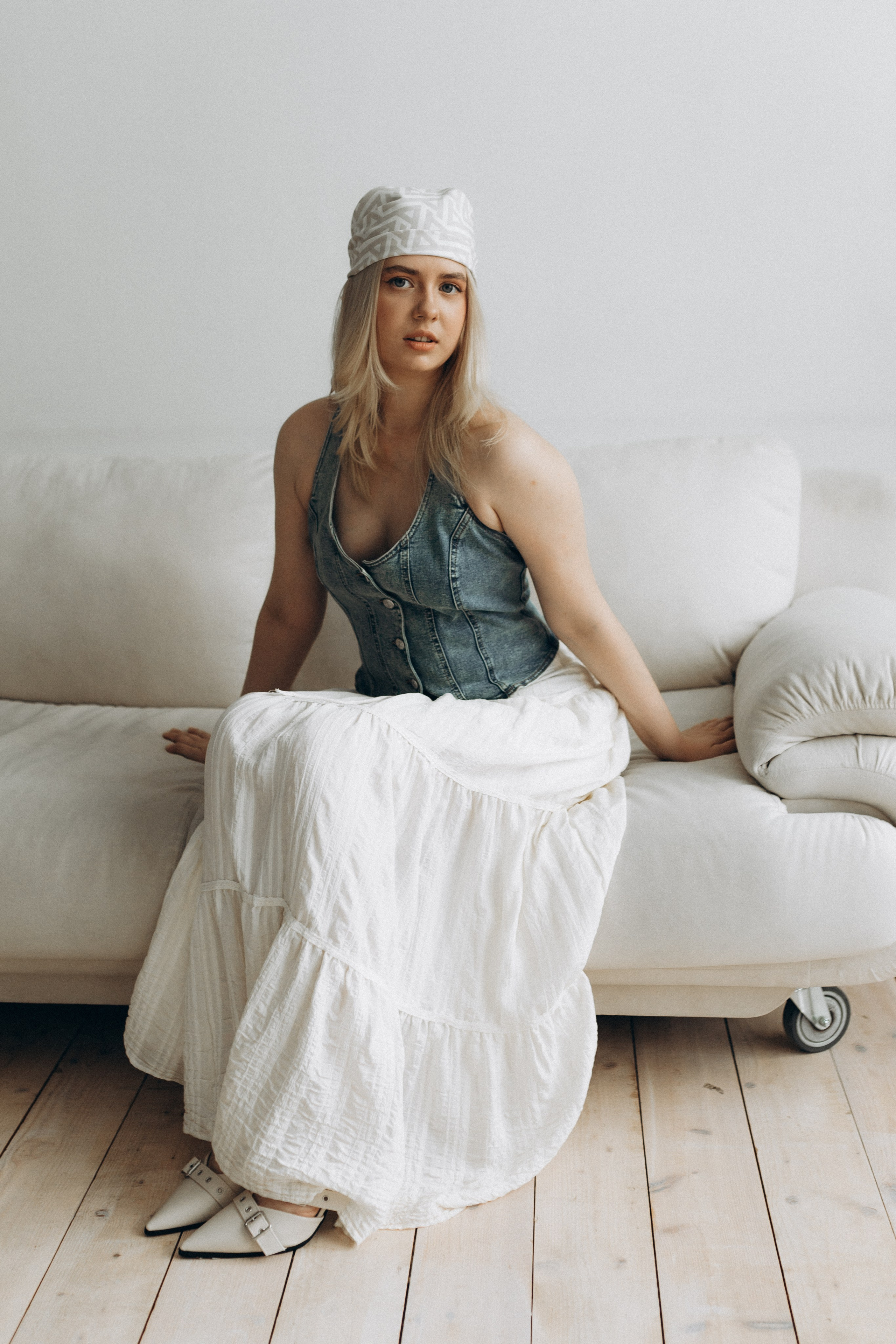 Нежная фотосессия в студии. Фотограф в Санкт-Петербурге и Уфе Алина Шаймухаметова