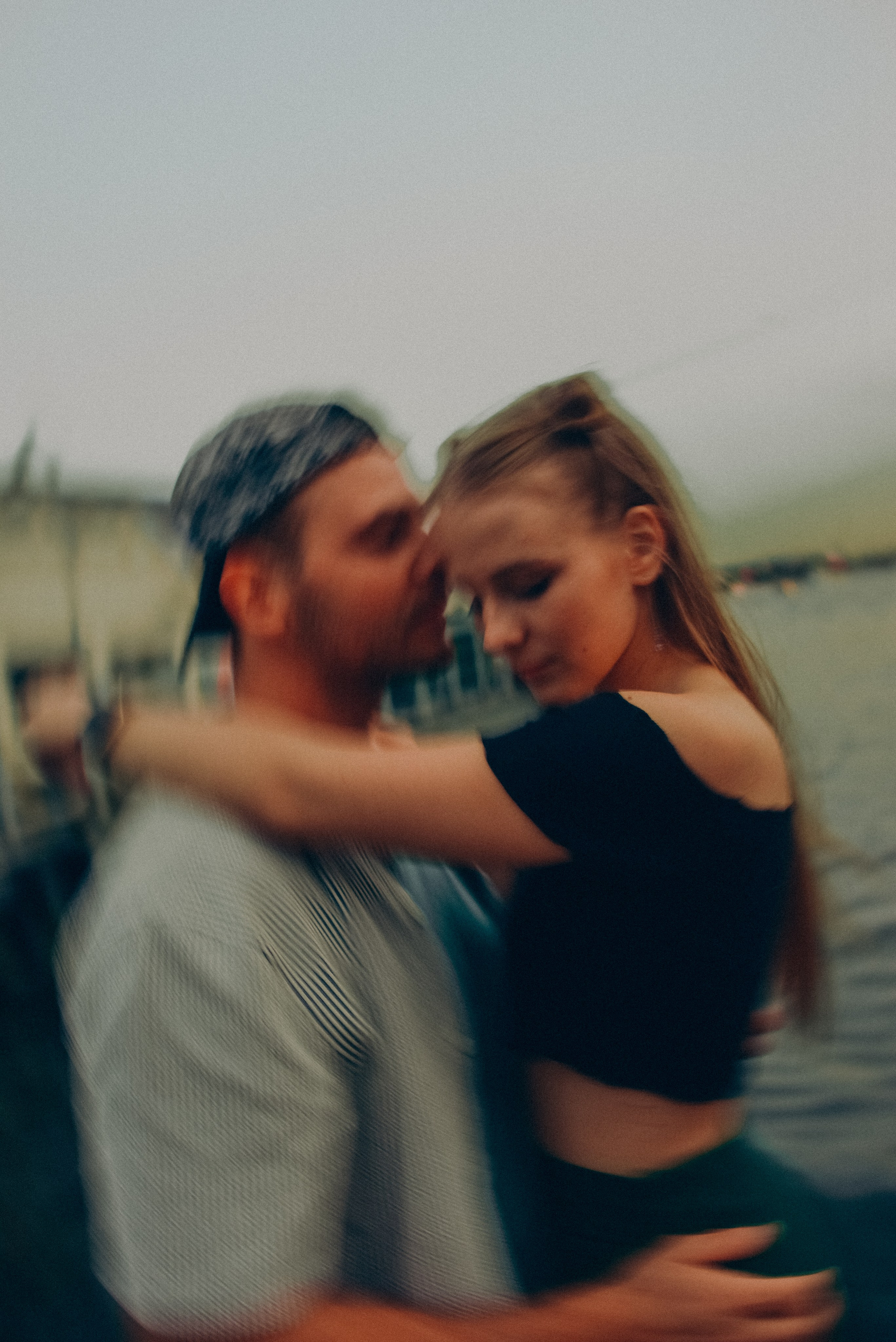 Love story на Ваське. Лера и Сережа. Семейный и свадебный фотограф в Санкт-Петербурге Яна