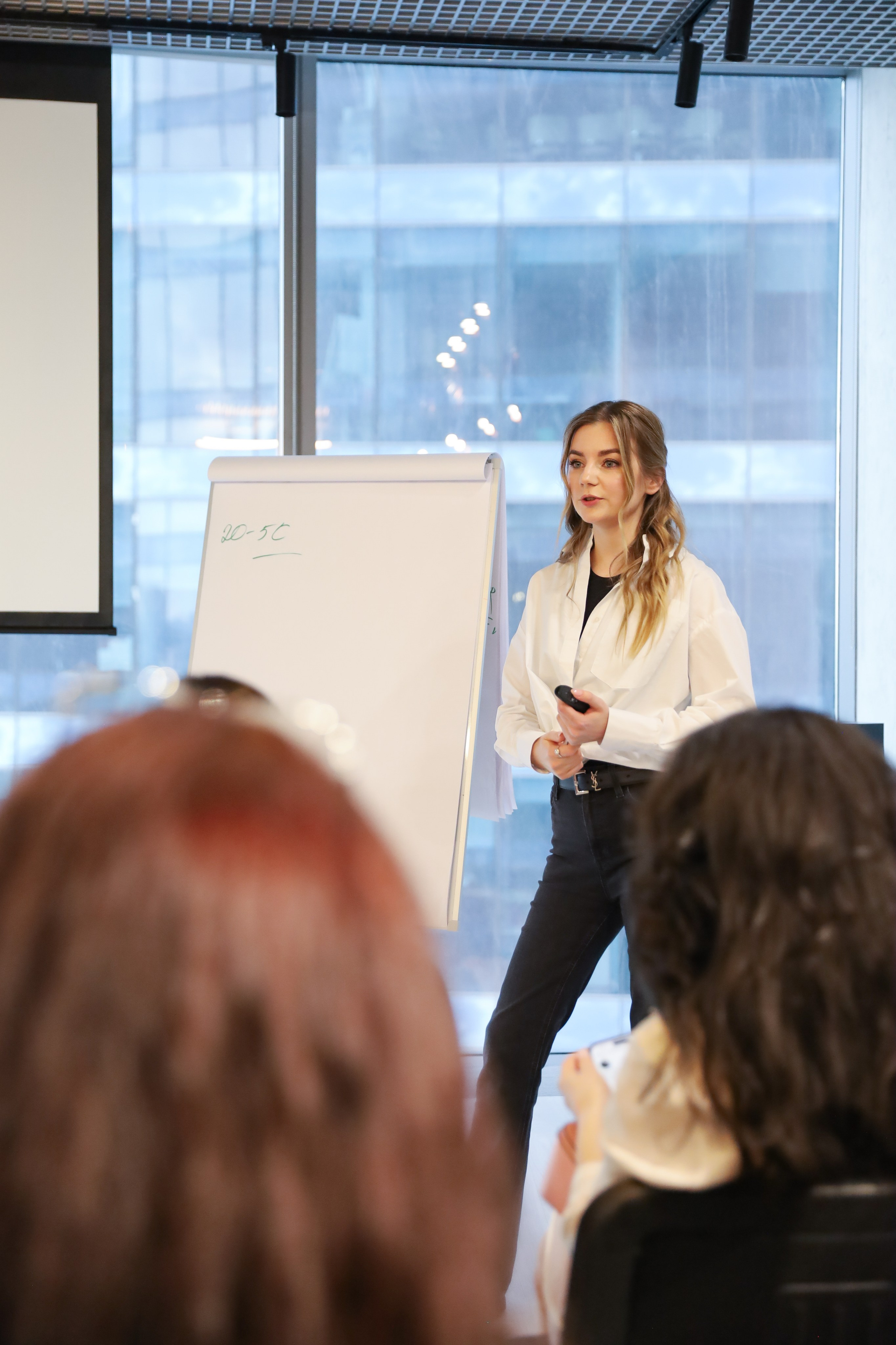 КОНФЕРЕНЦИЯ ВЫПУСКНИКОВ ШКОЛЫ ПРОДЮСИРОВАНИЯ АННЫ НОВИКОВОЙ. Фотограф мероприятий Ирина Каширина