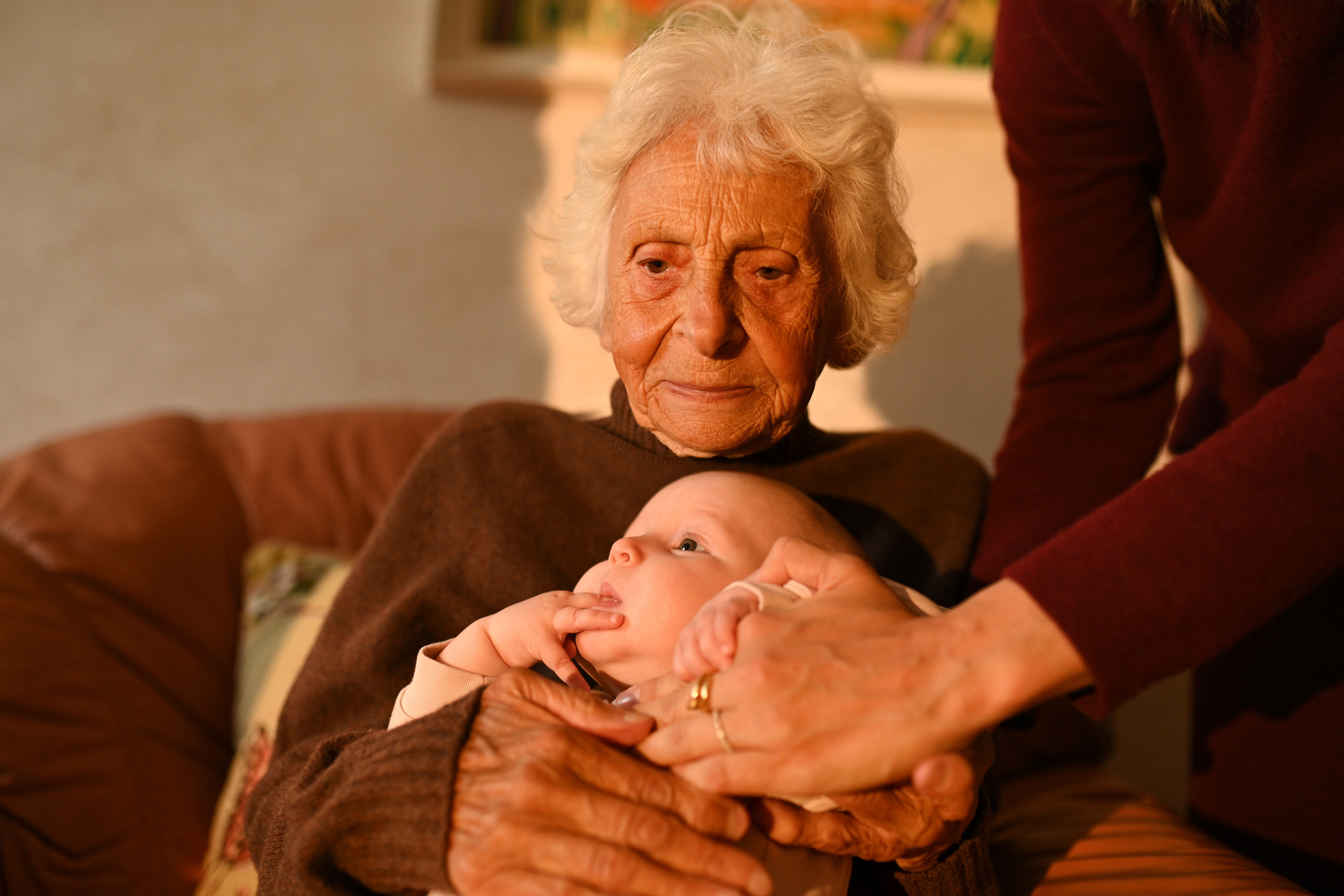Семейная фотосессия для Кати, маленькой Арианы, Ирины, Владимира и прабабушки. Детский и семейный фотограф в Москве Ульяна Федорова