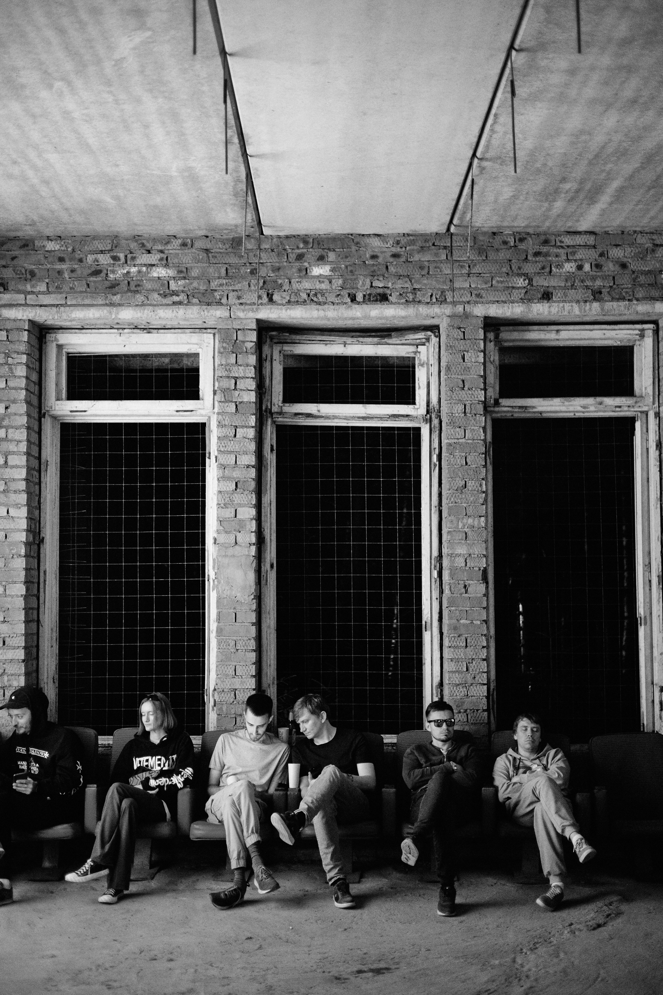 Outline. SAVA Photographer