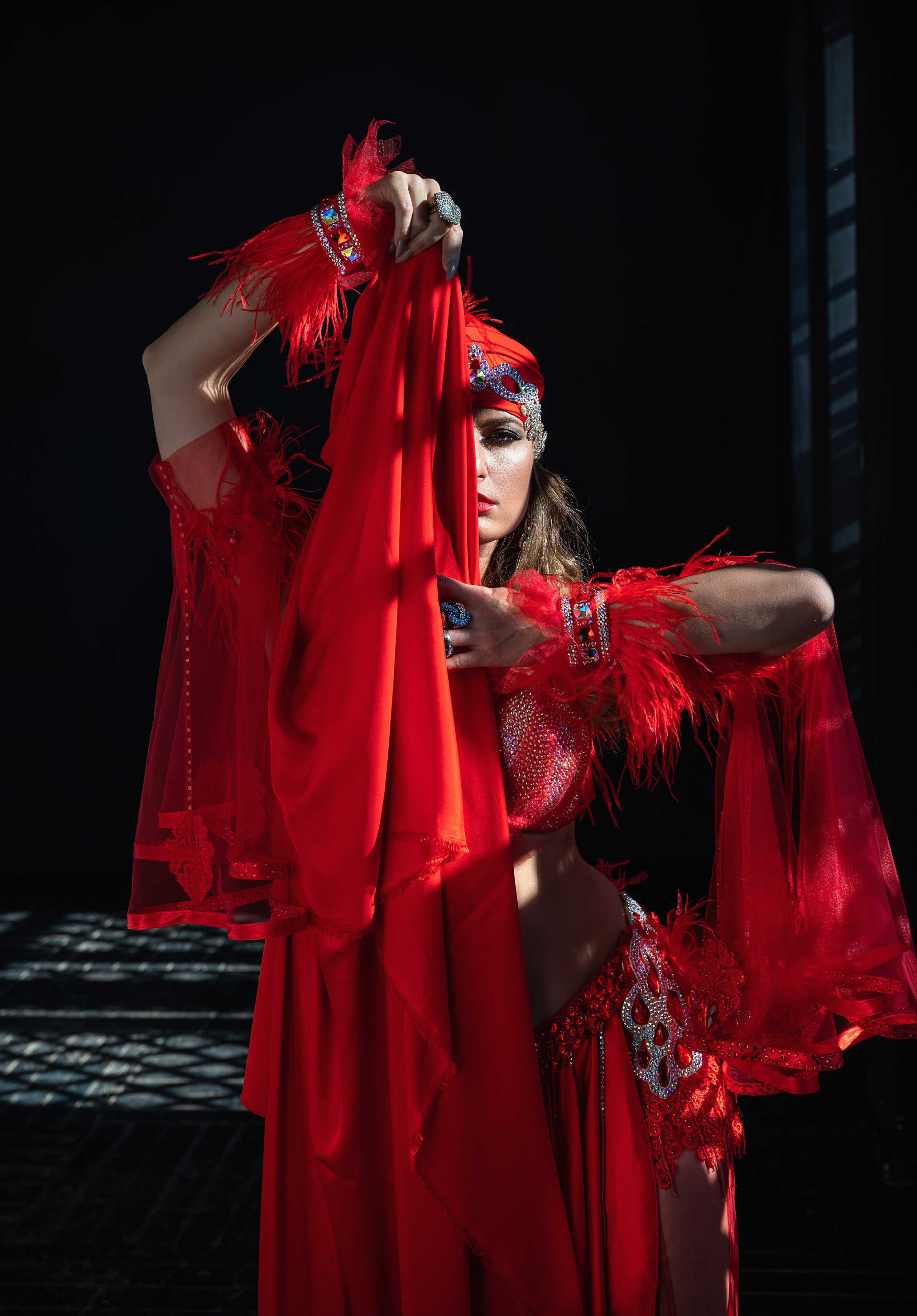 Студийная съёмка в стиле BellyDance. Портретный фотограф в Санкт-Петербурге Владимир Никитин