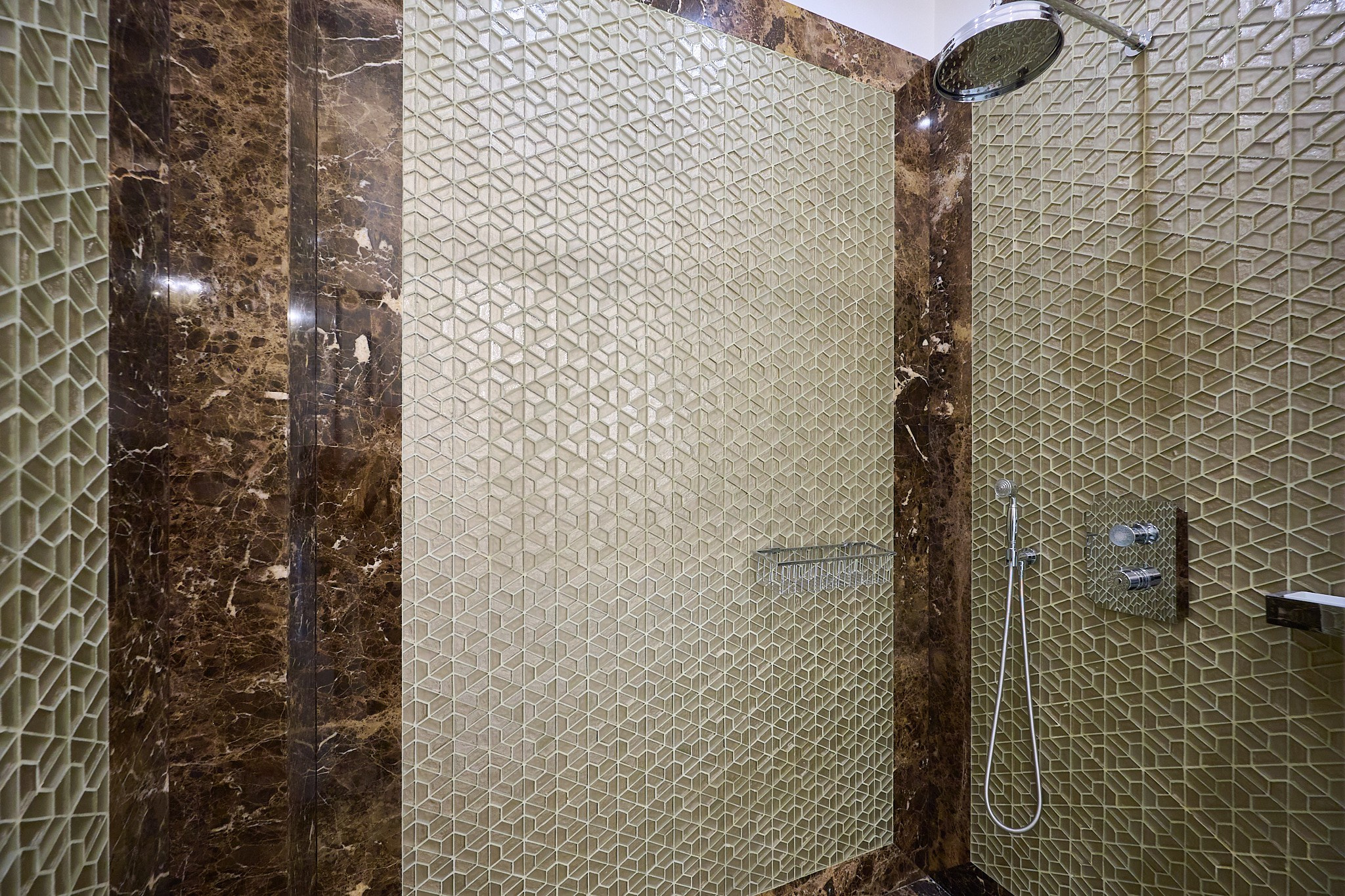 душевая кабина коричневый цвет 