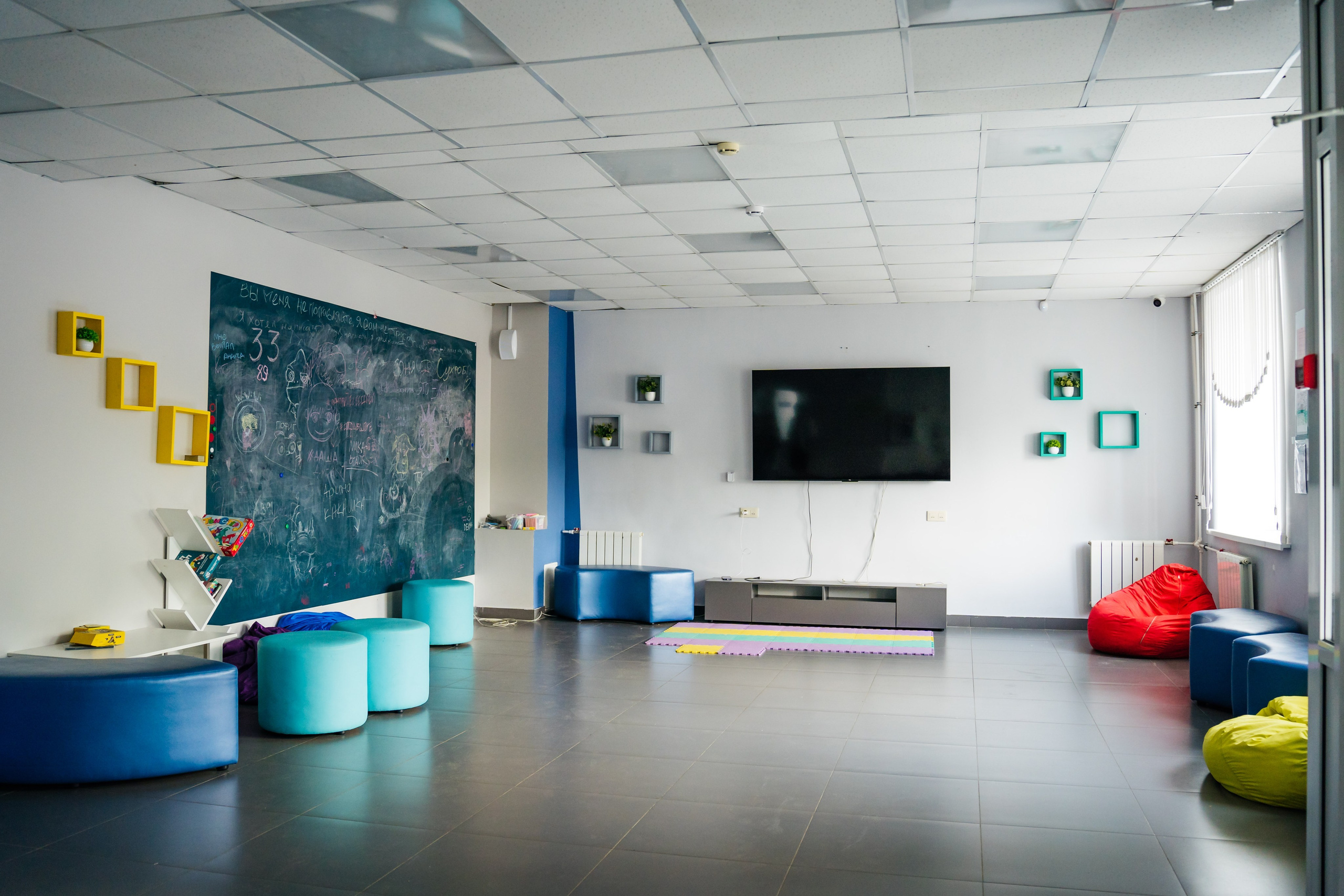 Съемка для Уральского медицинского колледжа ЮМЕД. Видеограф и Фотограф в Челябинске Ксения и Владимир Рюмины