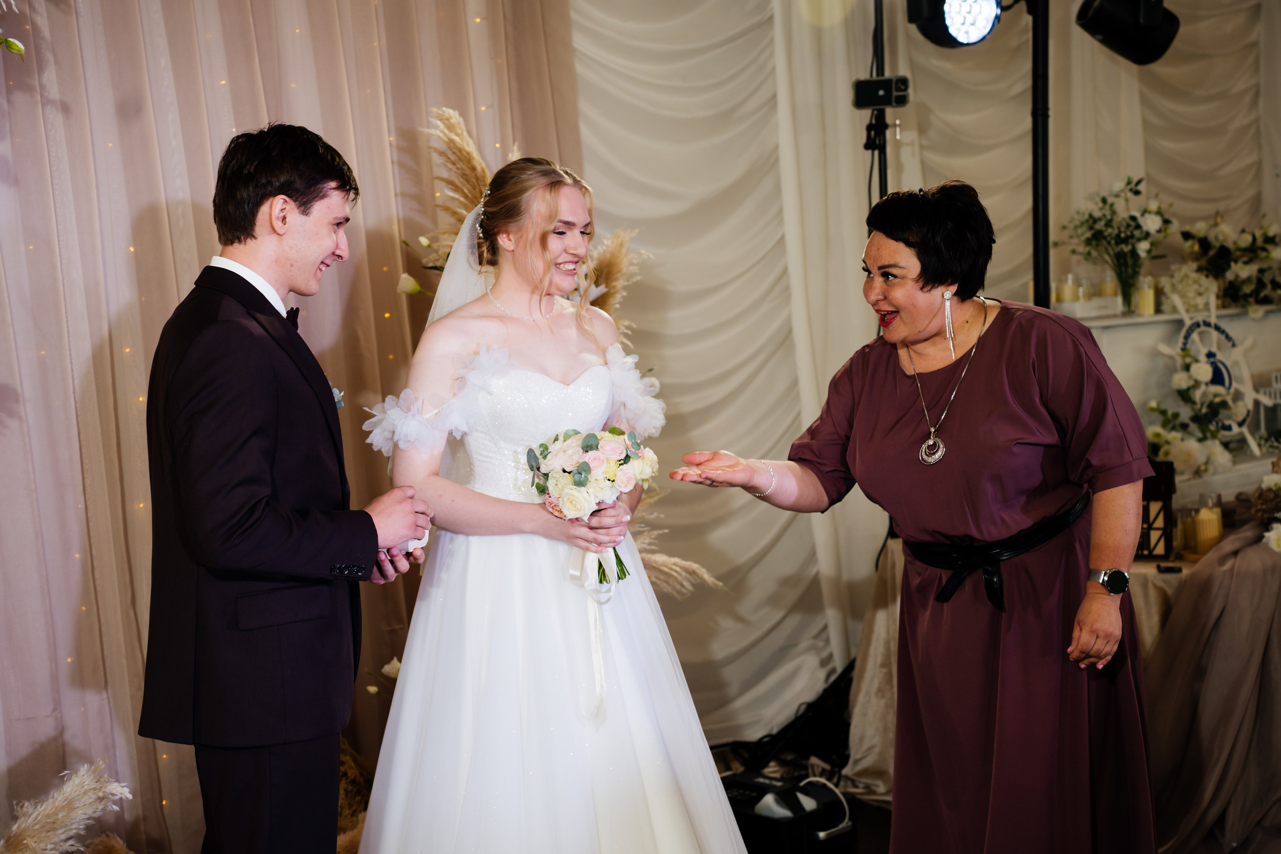 Ксения и Владислав. Видеограф и Фотограф в Челябинске Ксения и Владимир Рюмины