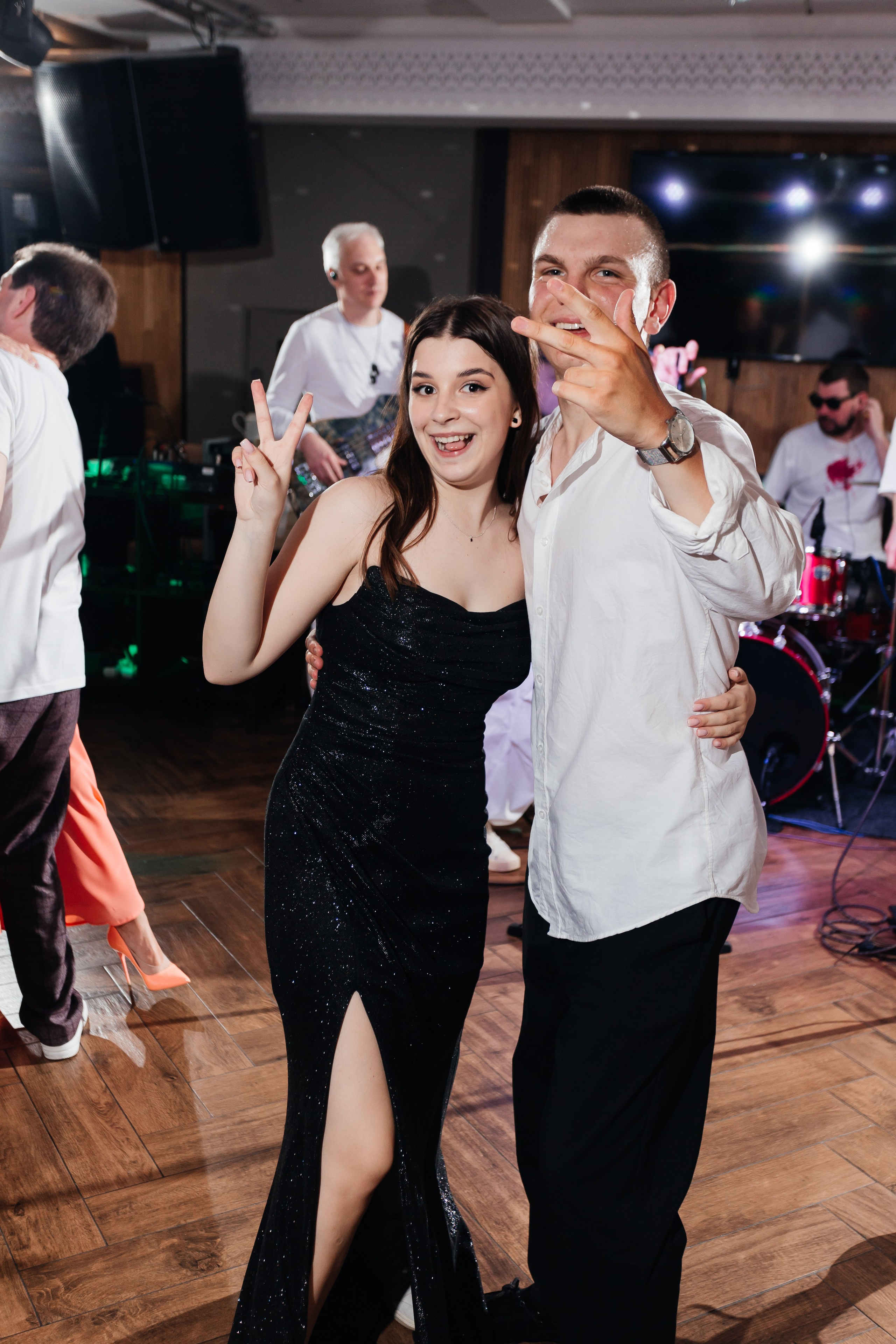 Выпускной 11 «А». Школа № 42. Свадебный фотограф в Краснодаре Николай Крауз