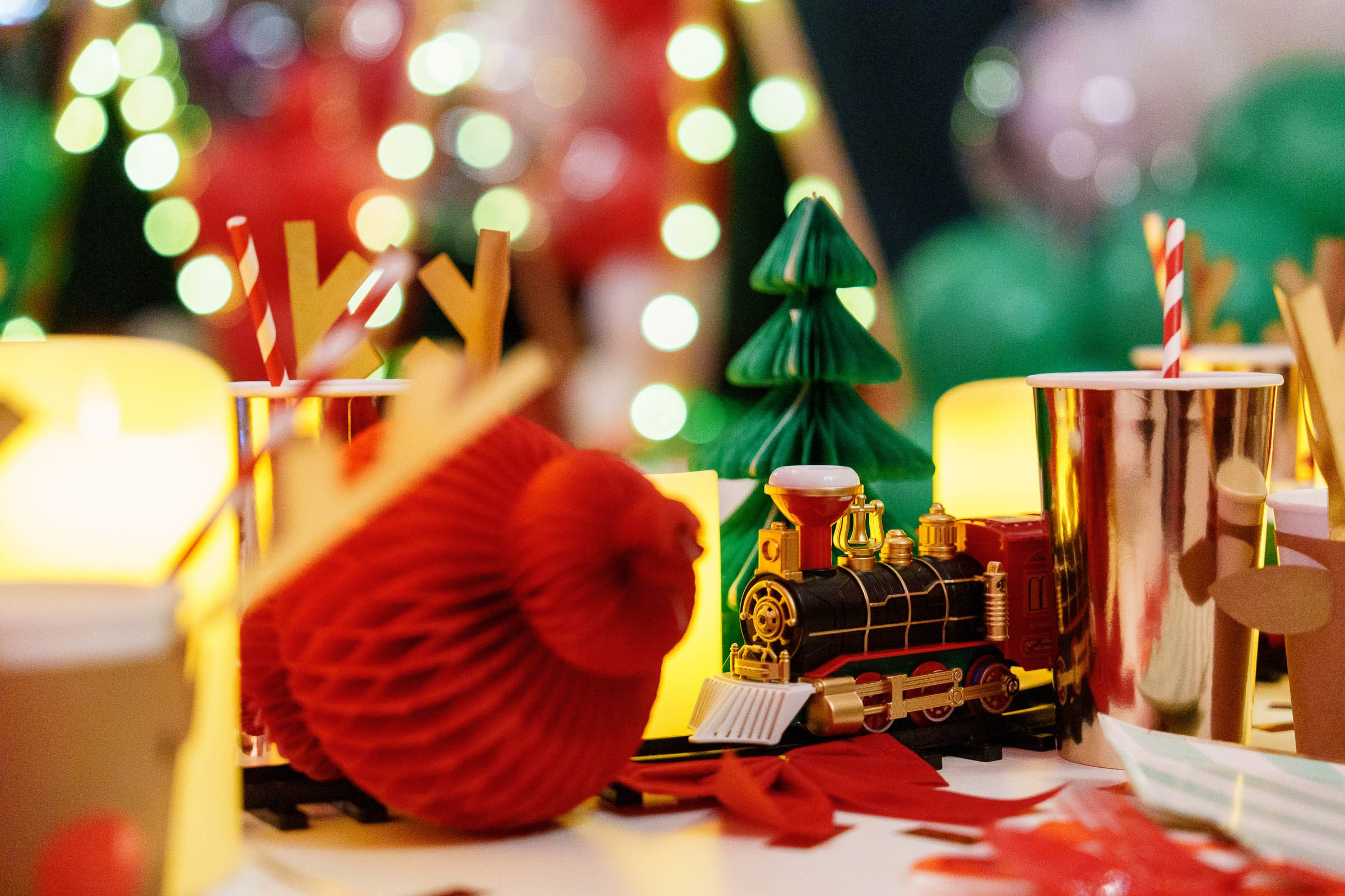 НОВЫЙ ГОД | 31.12.2023 | МО, ресторан «Подмосковные вечера». МашаШарики | Декоратор | Москва