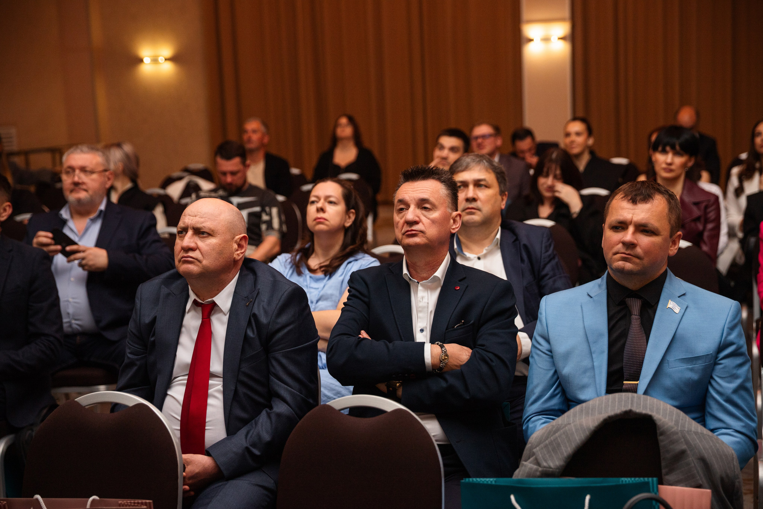 Конференция АВАНТИ. Фотограф Краснодар Настя Зокс