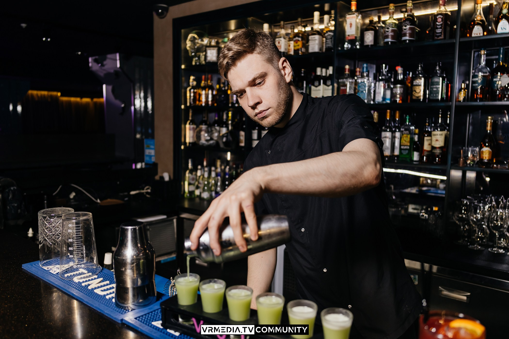 Караоке-бар «Volna»: День Победы!