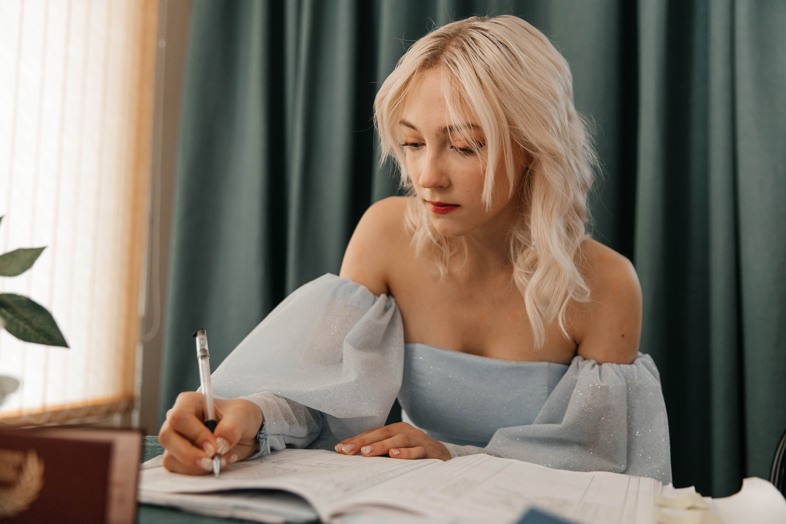 Гимназия Пеленг. _Carpe diem_