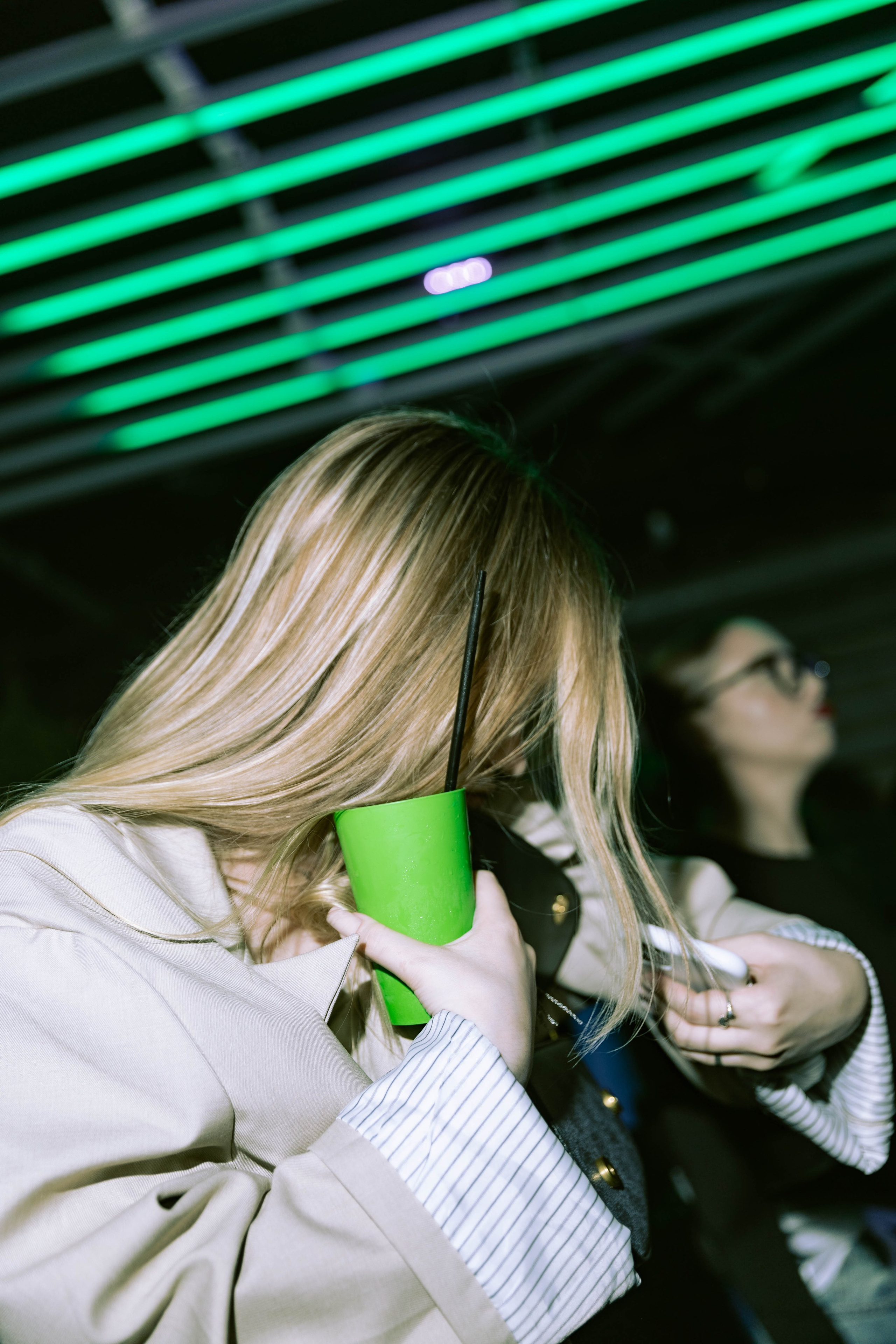 Mishka-bar 3. _Carpe diem_