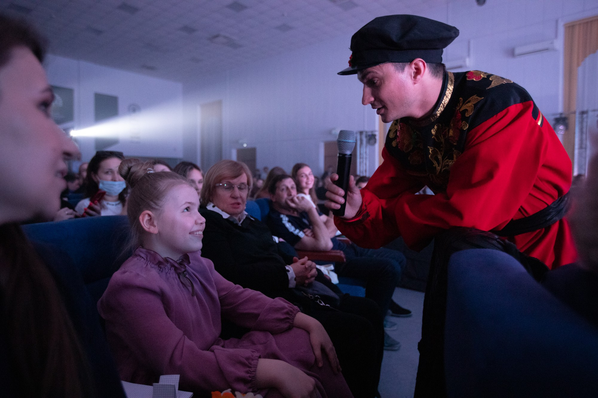 Конкурс красоты Мисс КубГУ 2022. Репортажный, промышленный и маркетплейс-фотограф Дмитрий Чернат