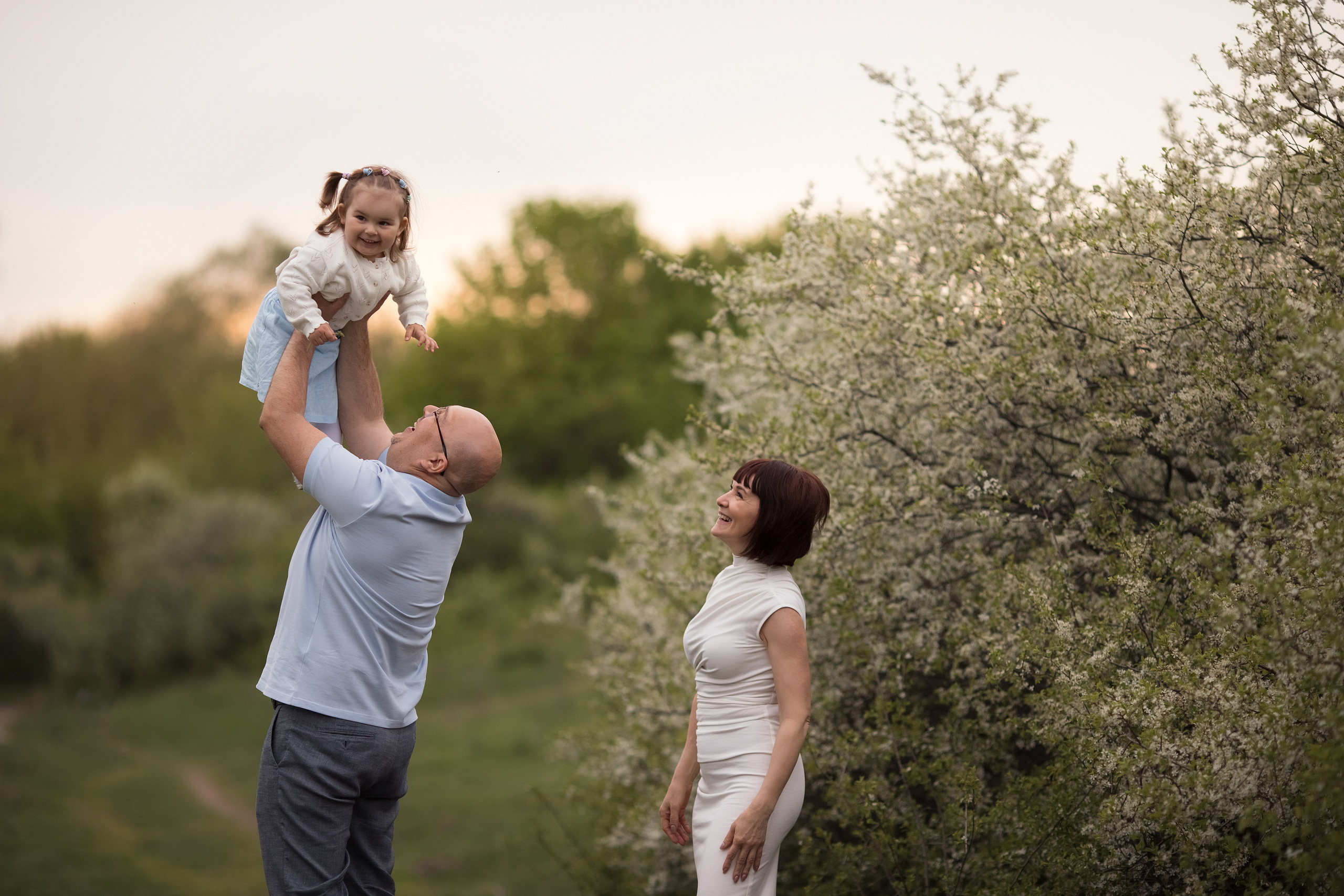 Цветущий апрель. Семейный и детский фотограф в Саратове Полина Коткина