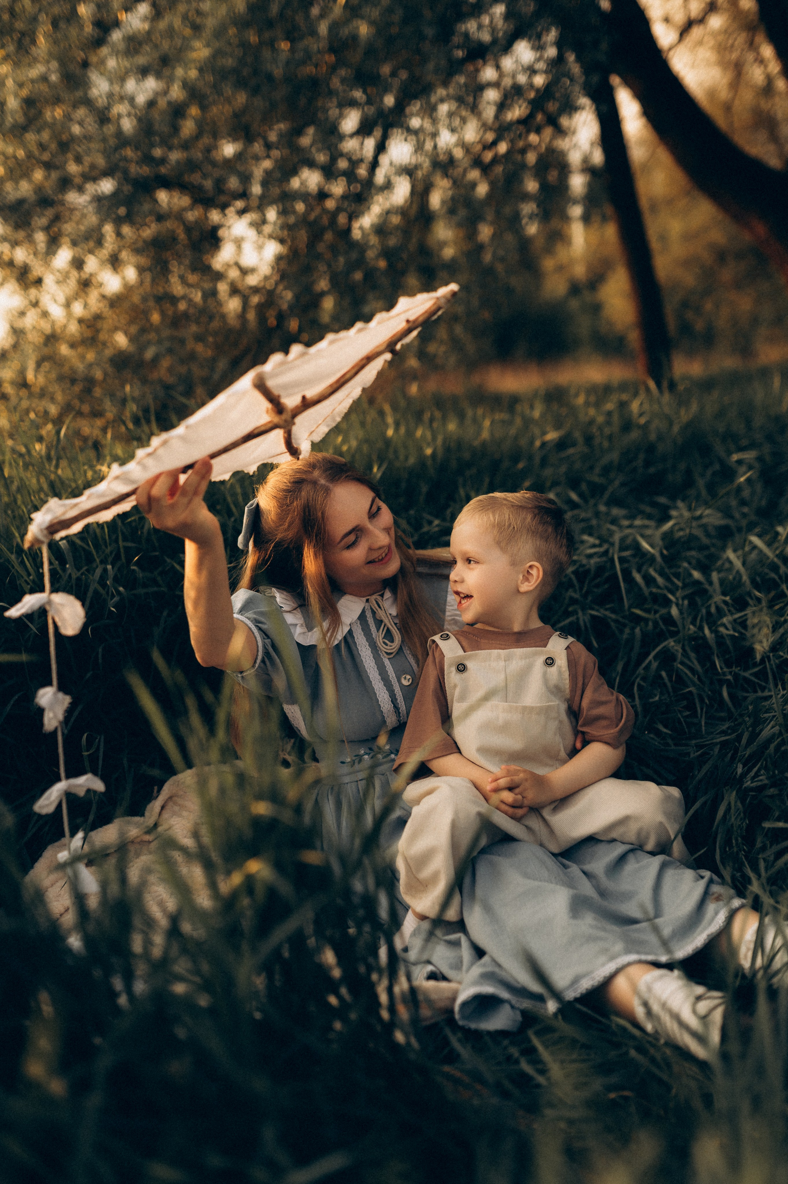 Фотосессия на природе мамы и сына. Фотограф Алексин, Тула