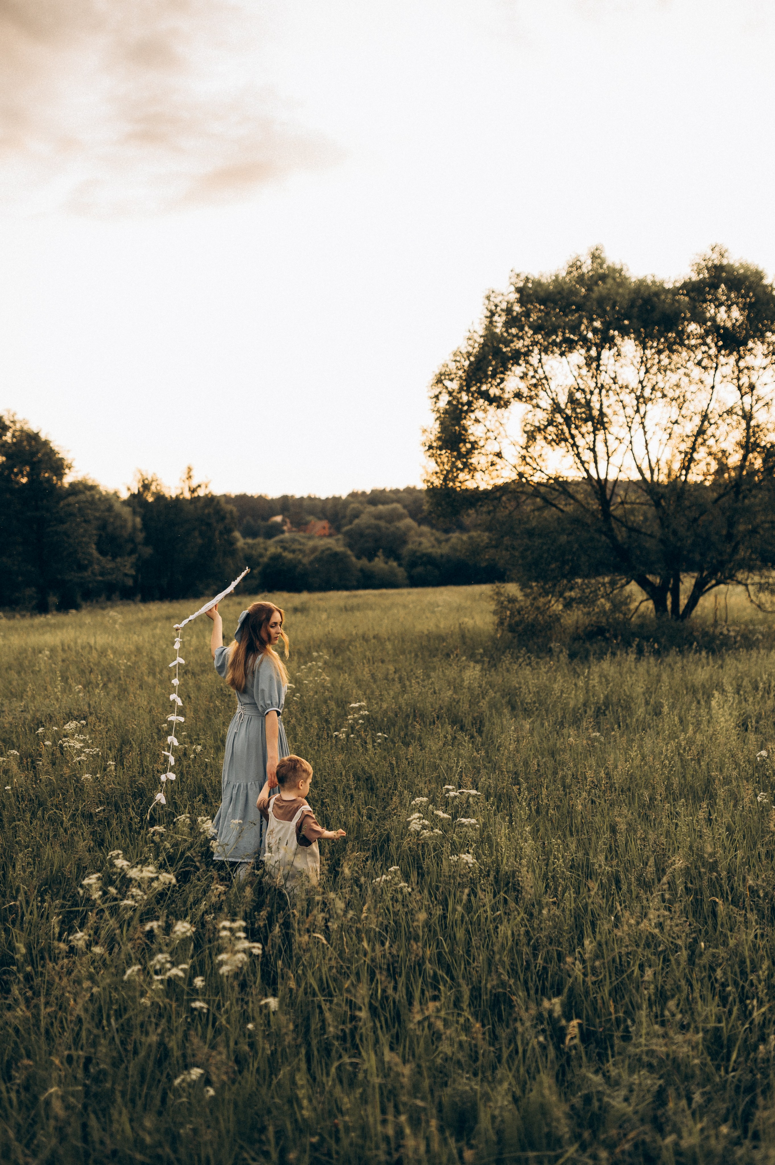 Фотосессия на природе мамы и сына. Фотограф Алексин, Тула