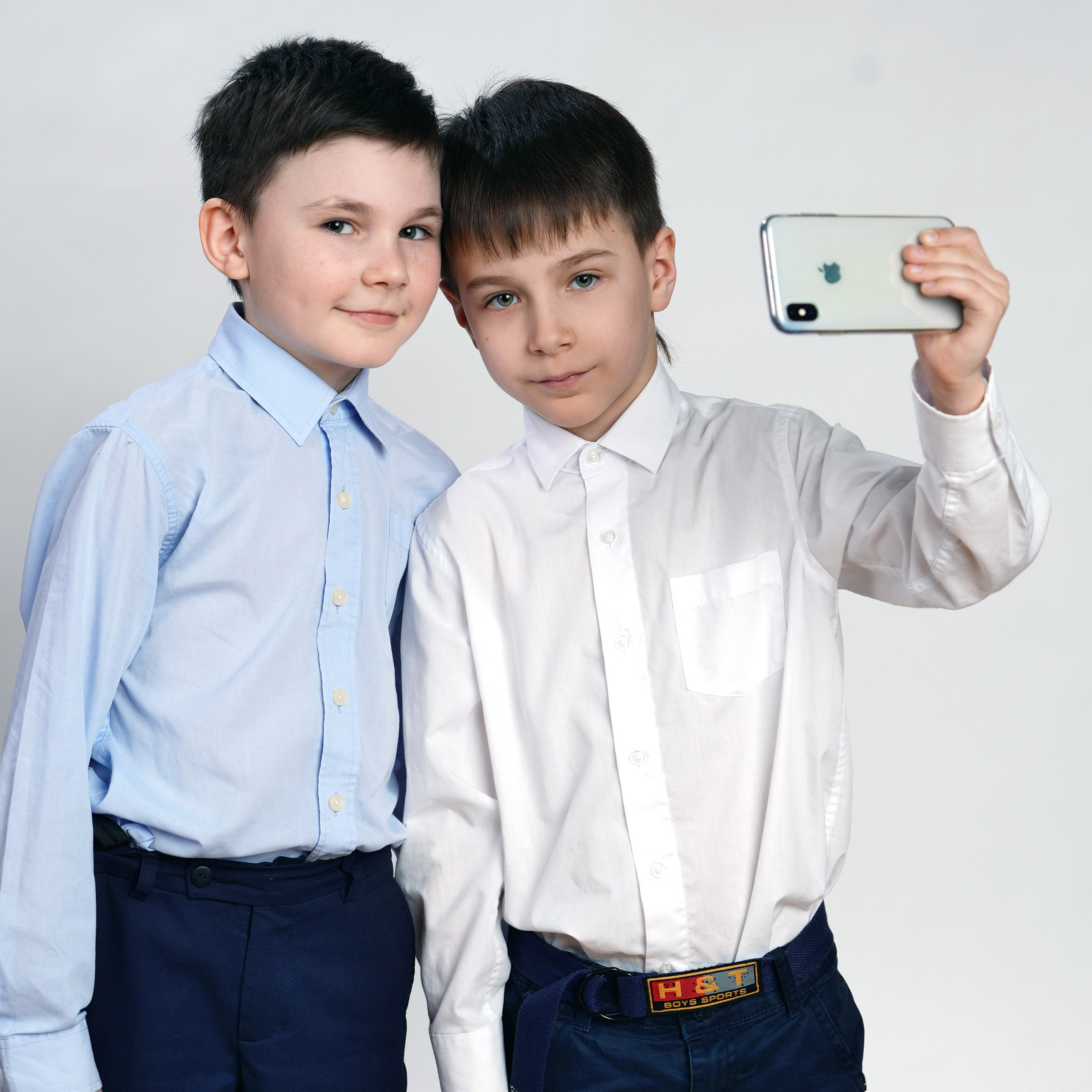 Одноклассники. Школьная фотография в Санкт-Петербурге, выпускные альбомы, фотосессии