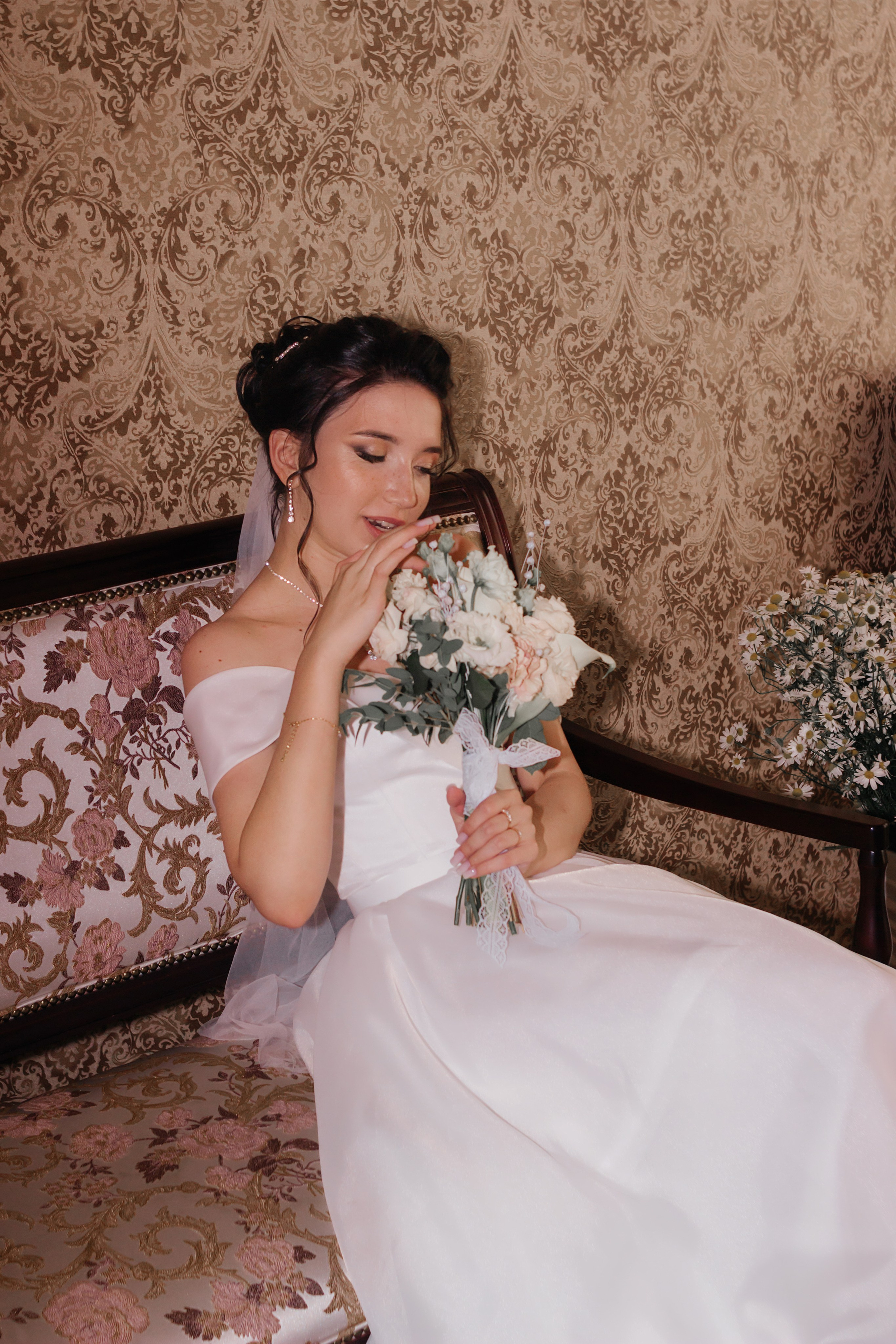 Свадебная съемка Лены и Никиты на Стрелке и в Ресторане Парус на Гребном канале. Свадебный фотограф и фотограф Love-Store в Нижнем Новгороде Анастасия