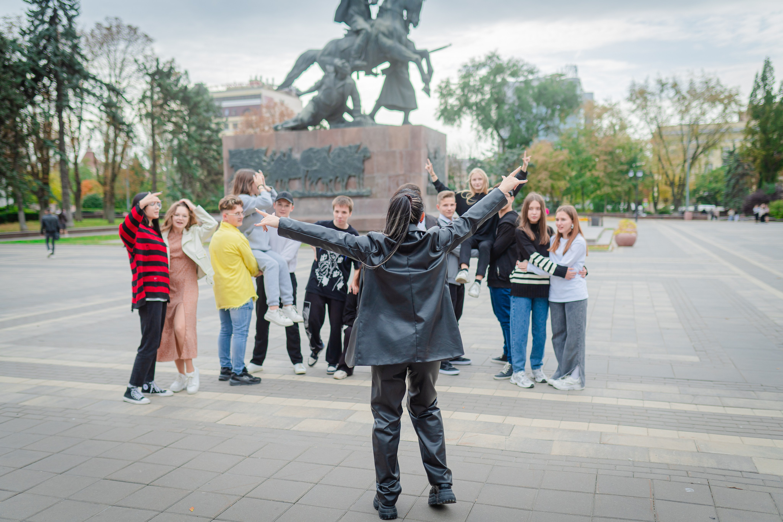 КОНТАКТЫ. Современные Выпускные Альбомы в Ростове-на-Дону