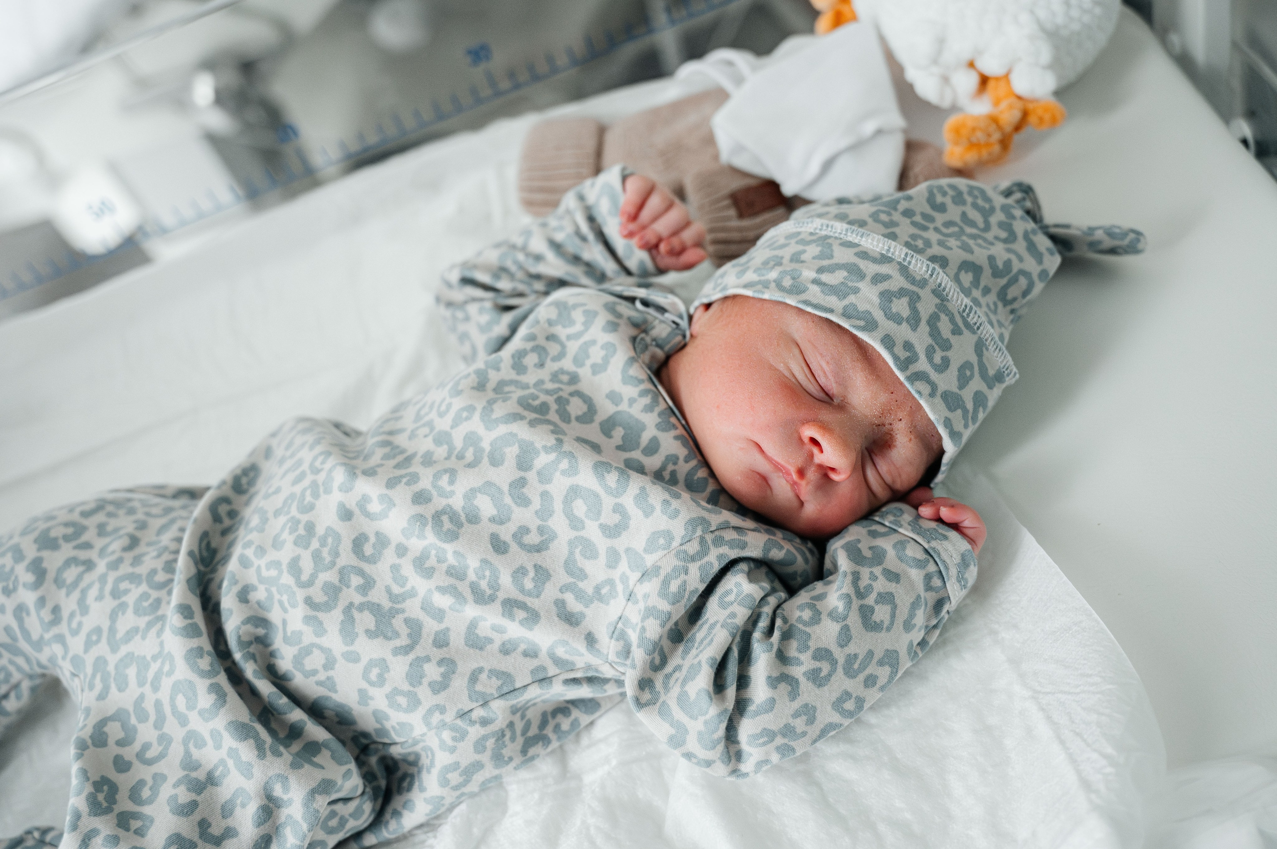 Кира родилась. Фотограф на роды СПБ Юлия Герасимова