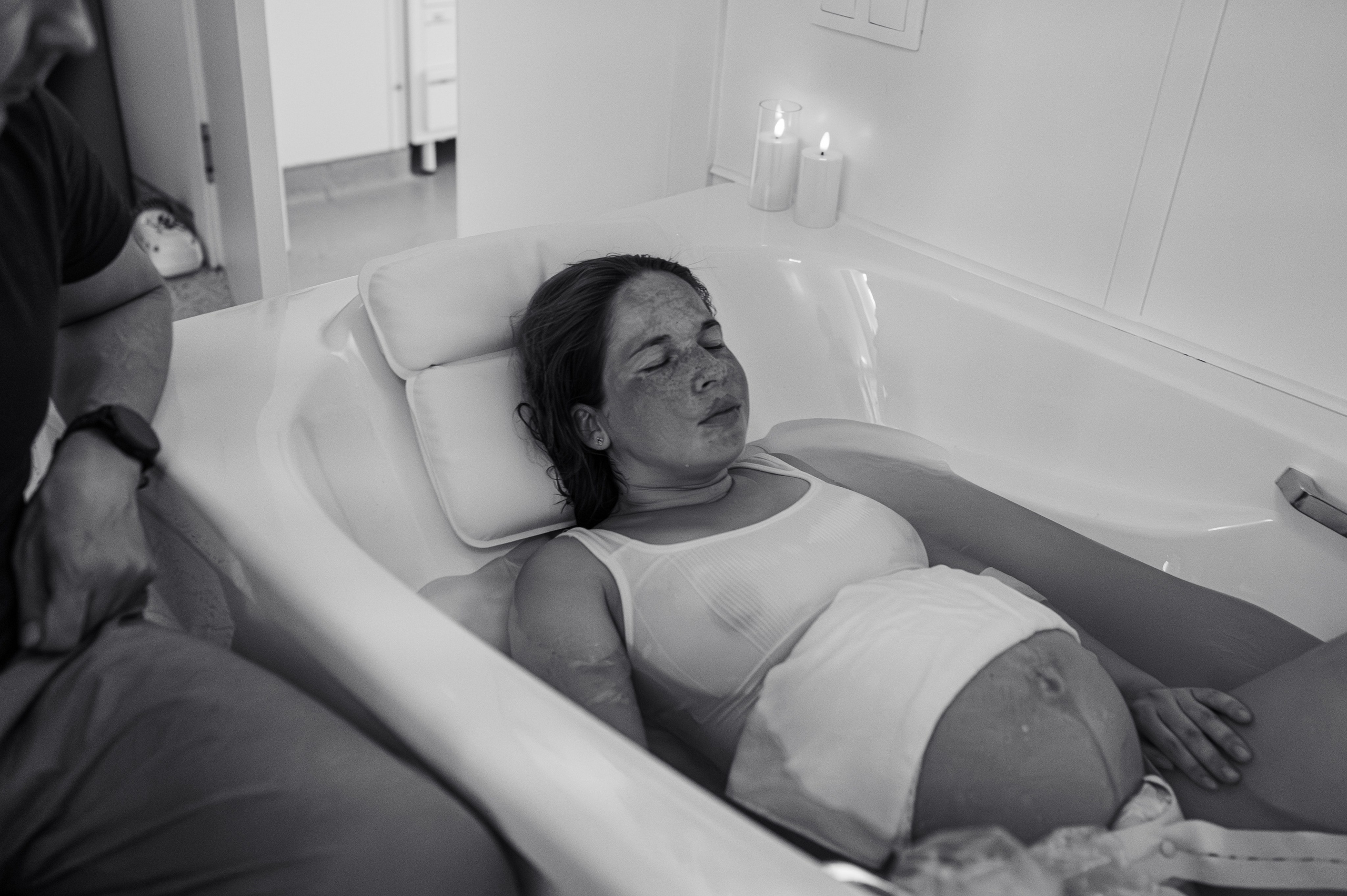 Мирослава родилась. Фотограф на роды СПБ Юлия Герасимова