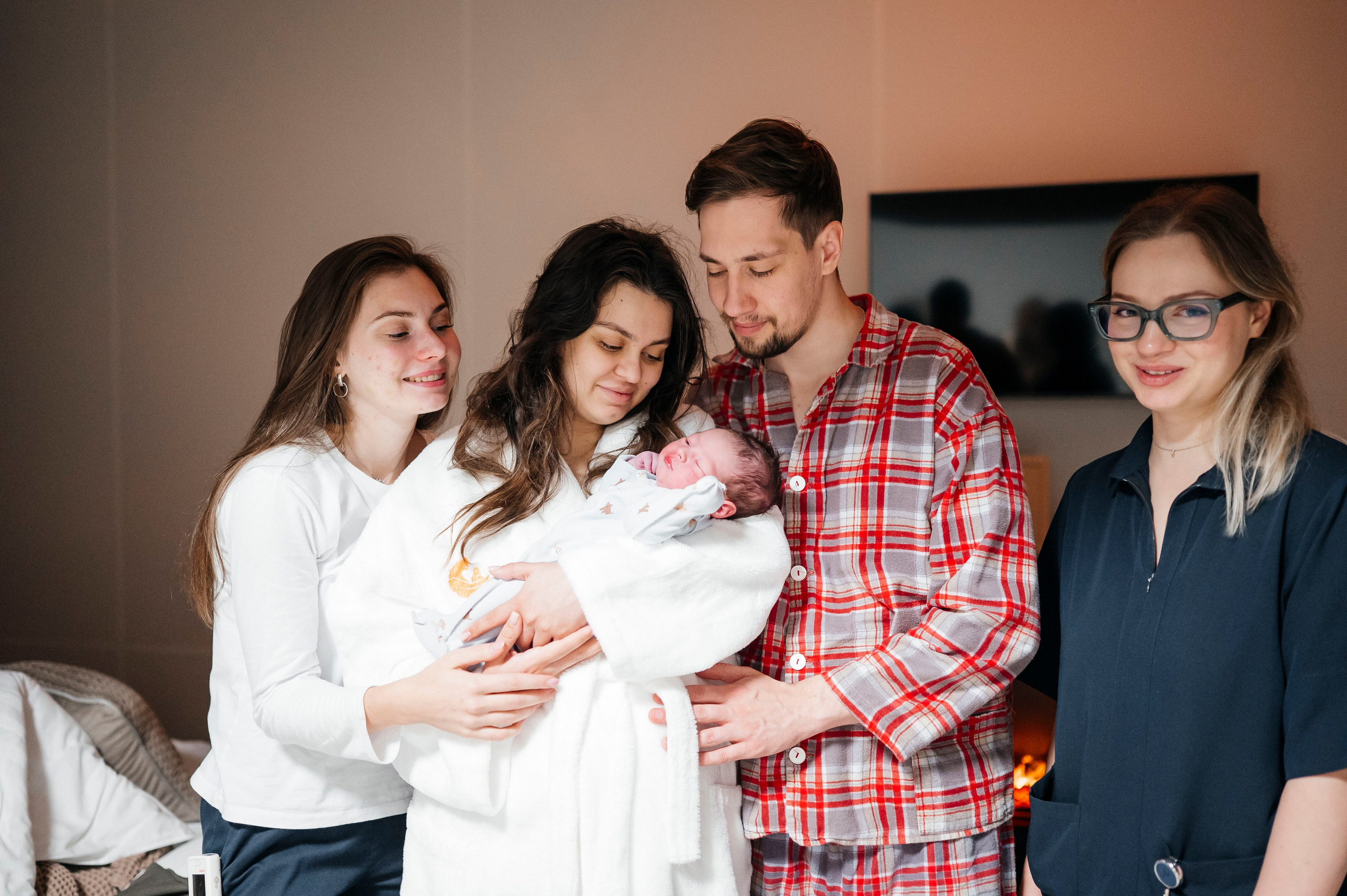 Матвей родился в МД Лахта / Брусиловская А.В. / Иринина А.С. Фотограф на роды СПБ Юлия Герасимова