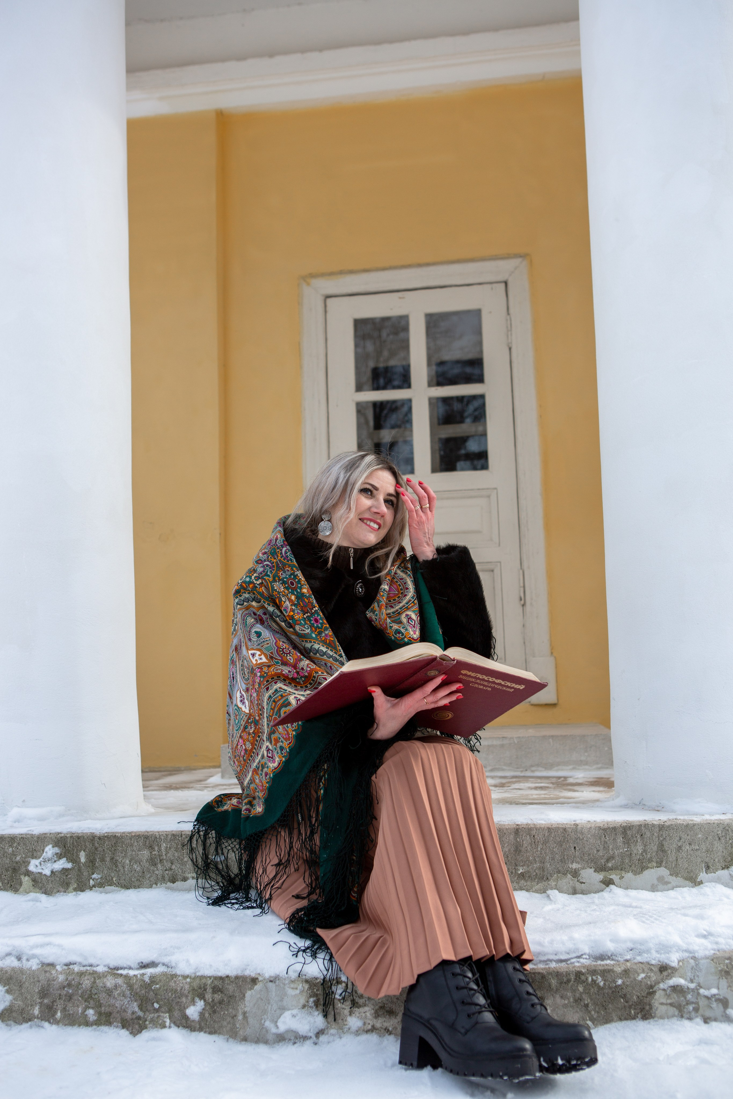 Виктория. Фотосессия в Ленинских Горках. Репортажный, семейный, свадебный, портретный фотограф